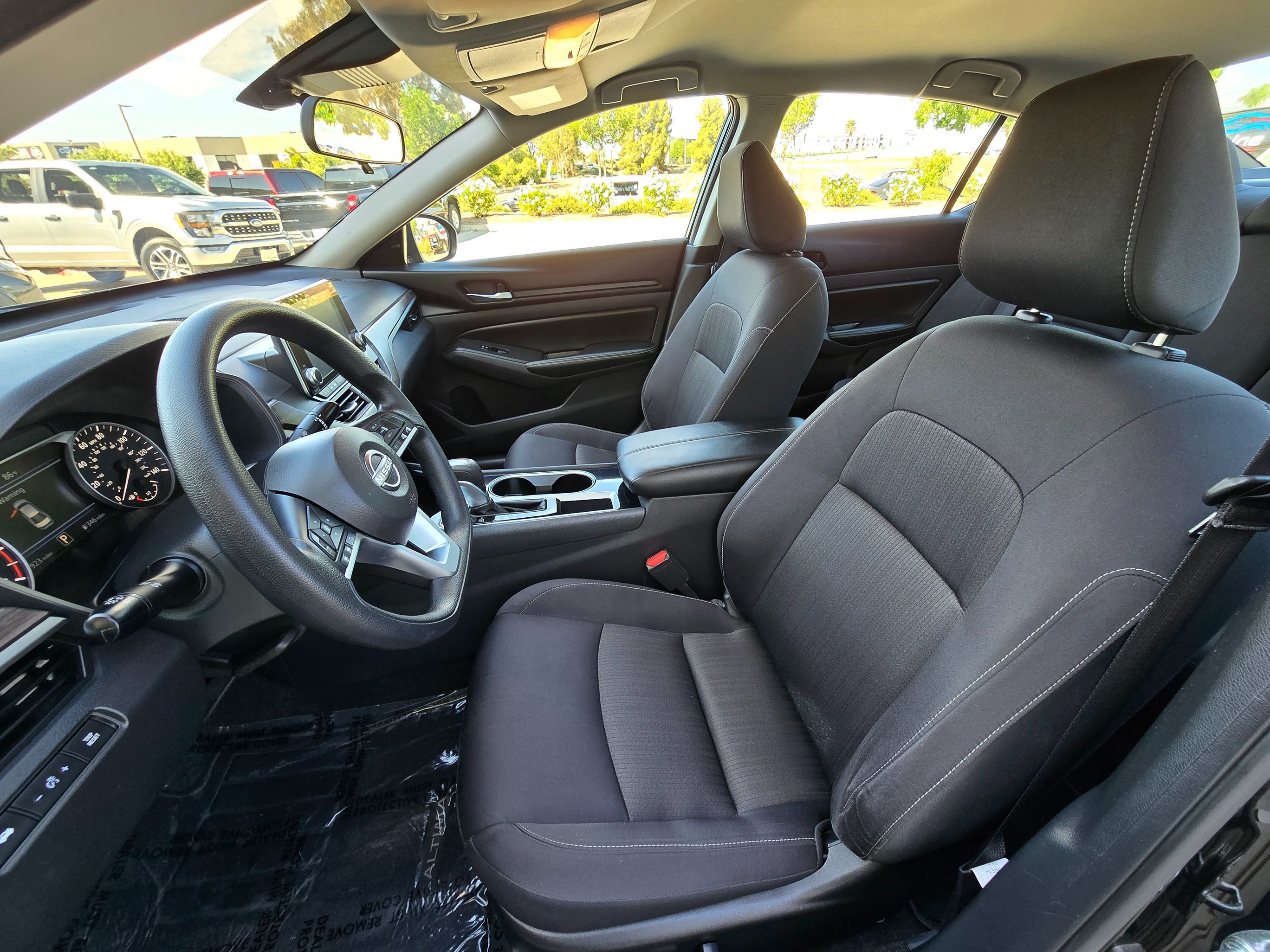 2024 Nissan Altima SV - Photo 17