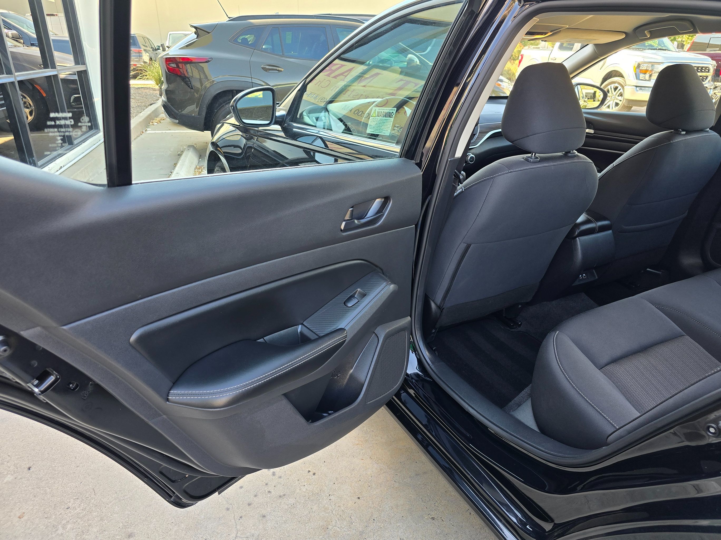 2024 Nissan Altima SV - Photo 18