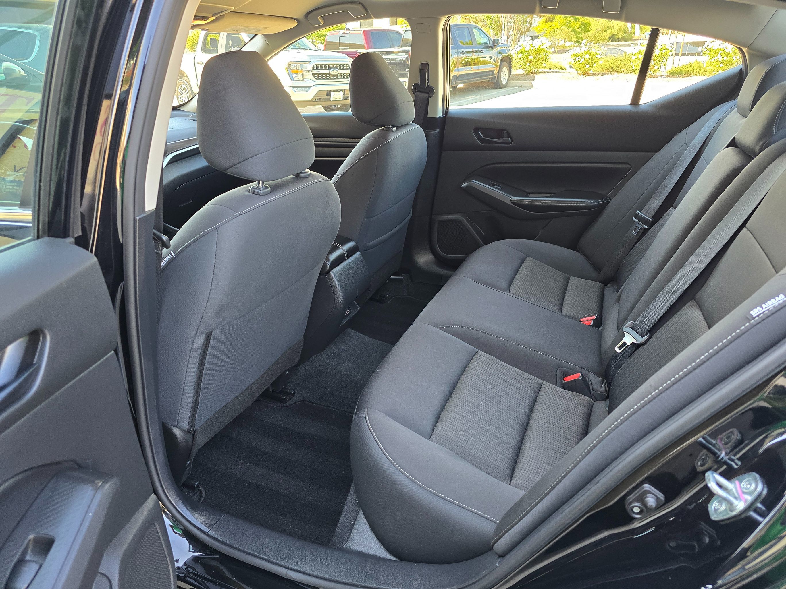 2024 Nissan Altima SV - Photo 19