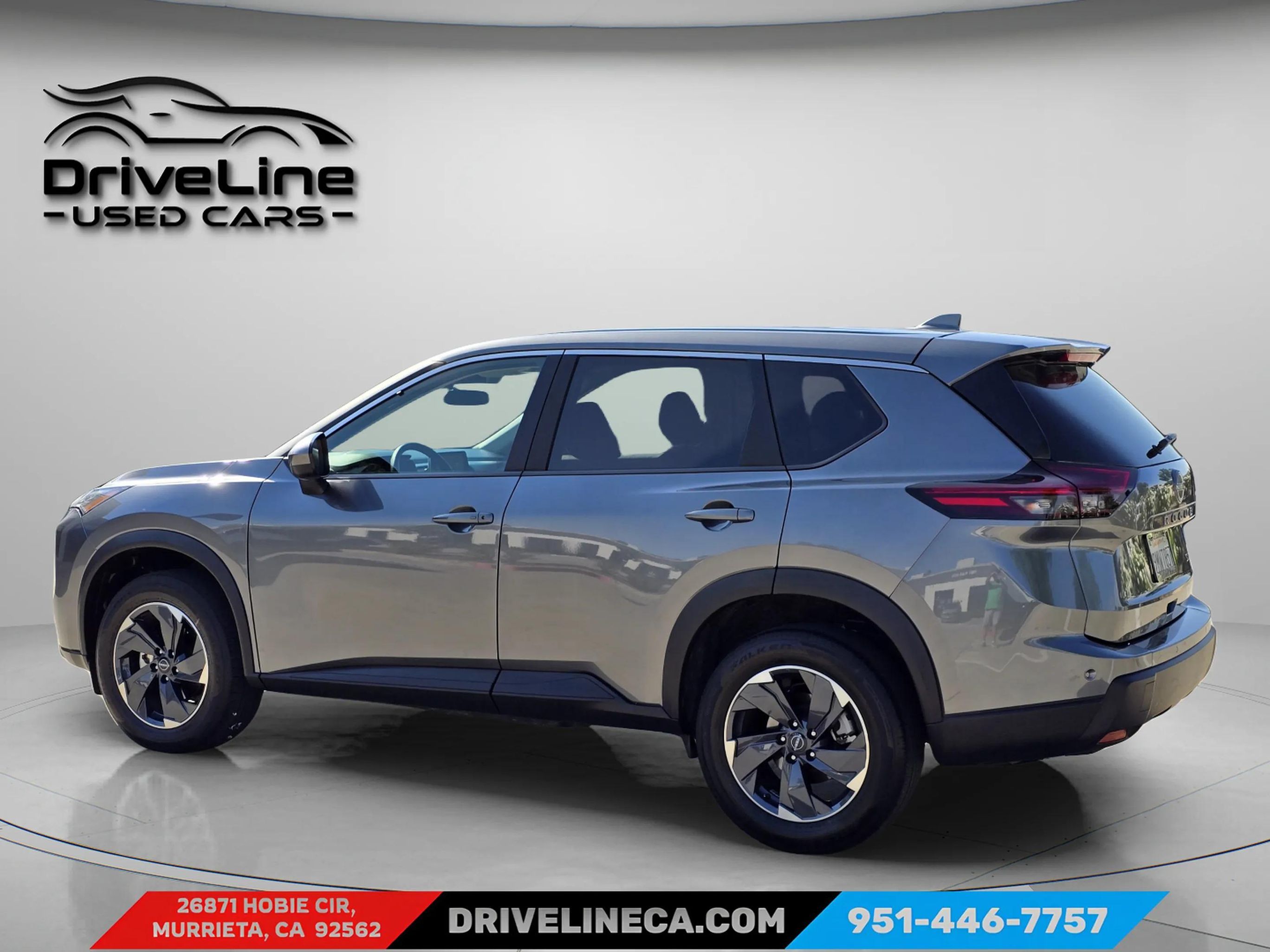 2024 Nissan Rogue SV - Photo 13