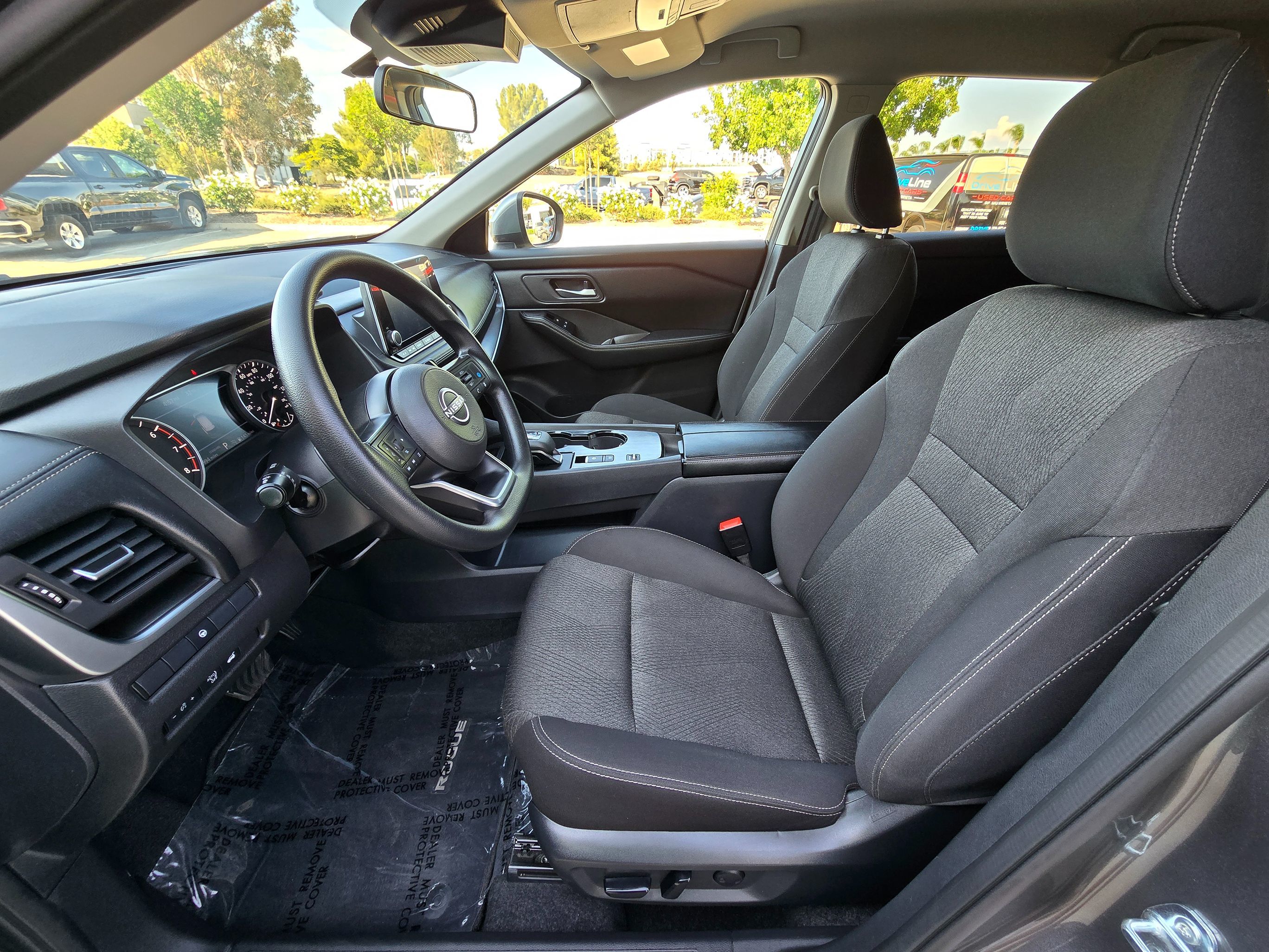 2024 Nissan Rogue SV - Photo 19