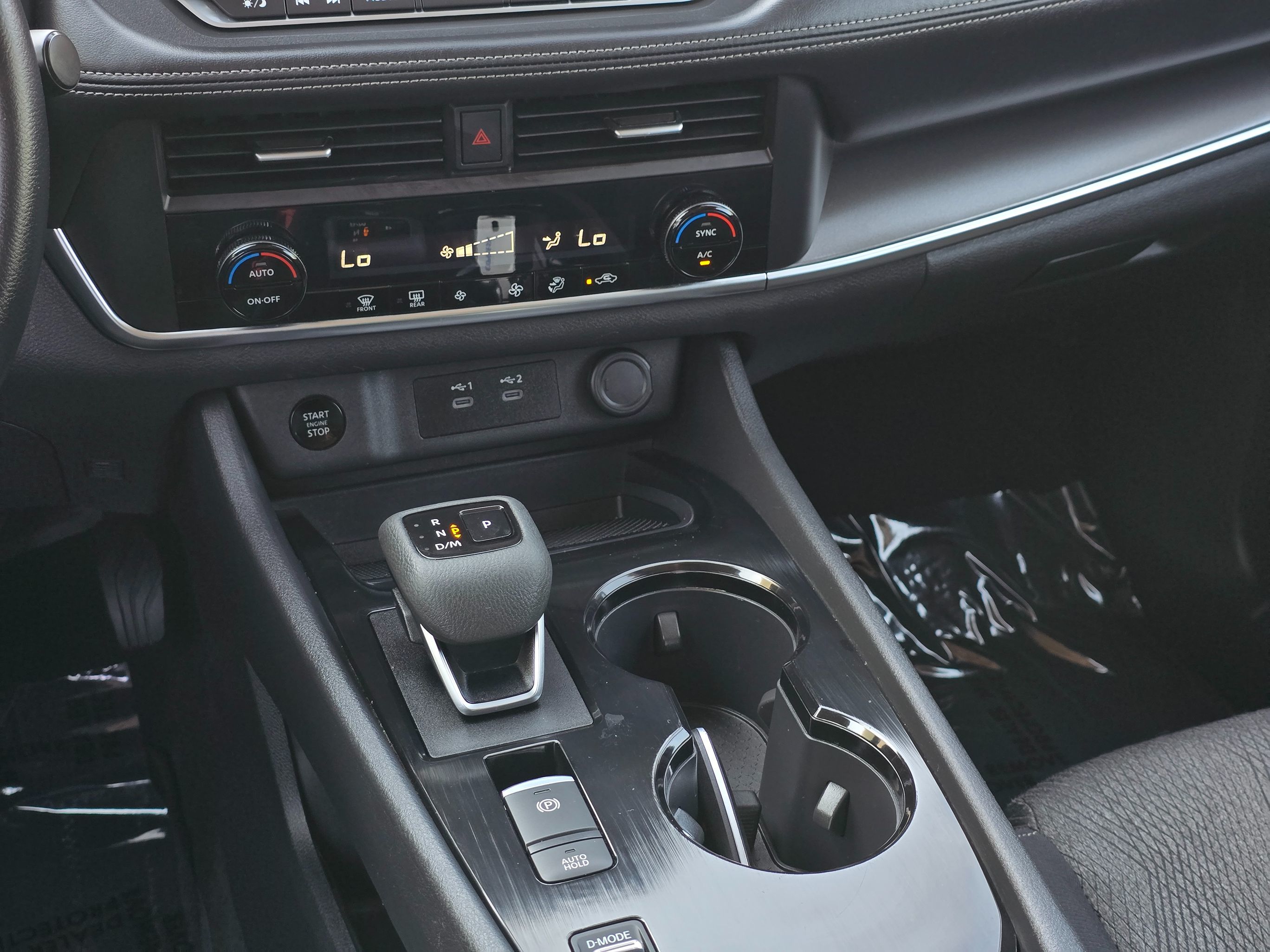 2024 Nissan Rogue SV - Photo 29