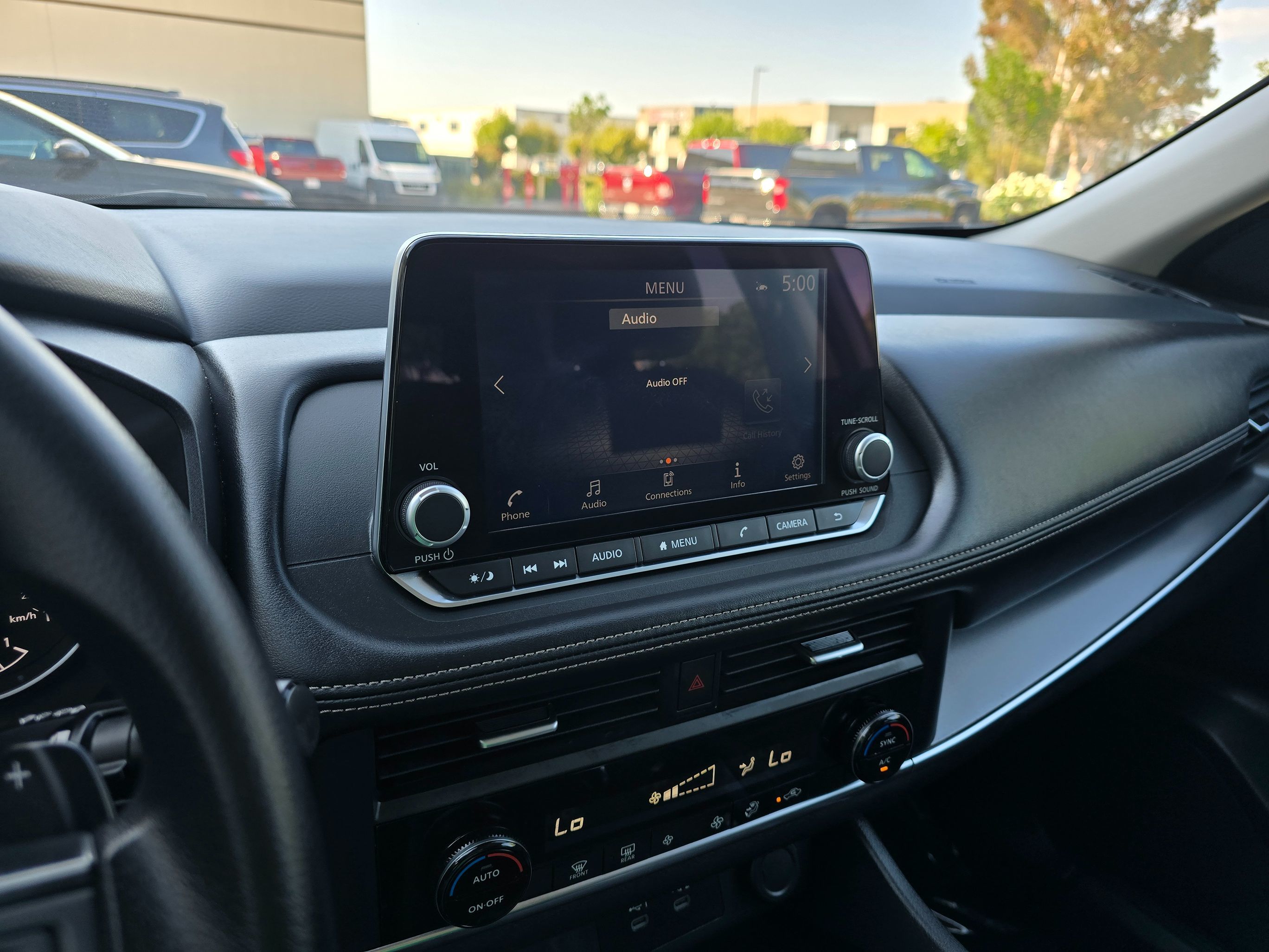 2024 Nissan Rogue SV - Photo 36
