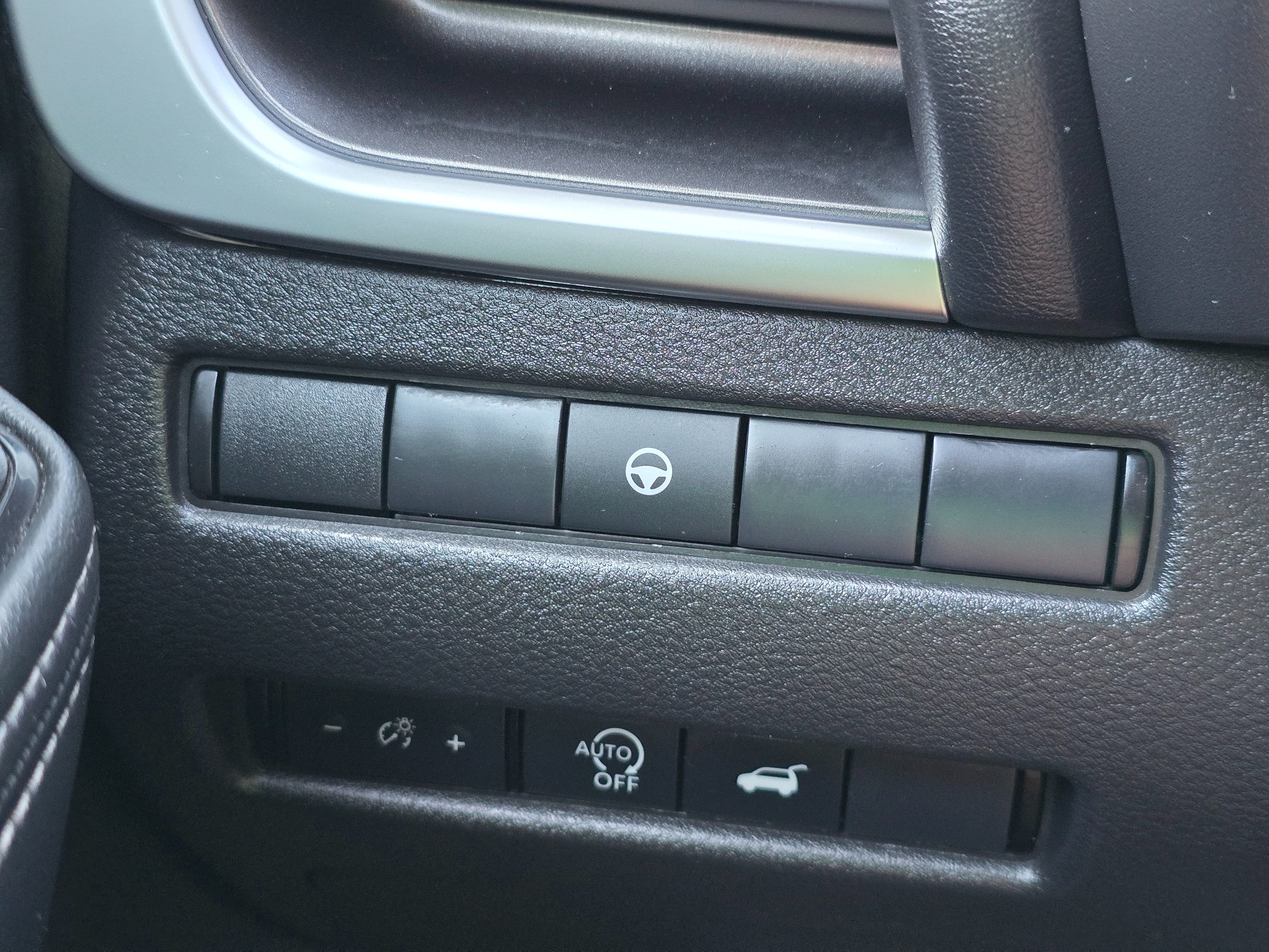 2024 Nissan Rogue SV - Photo 40