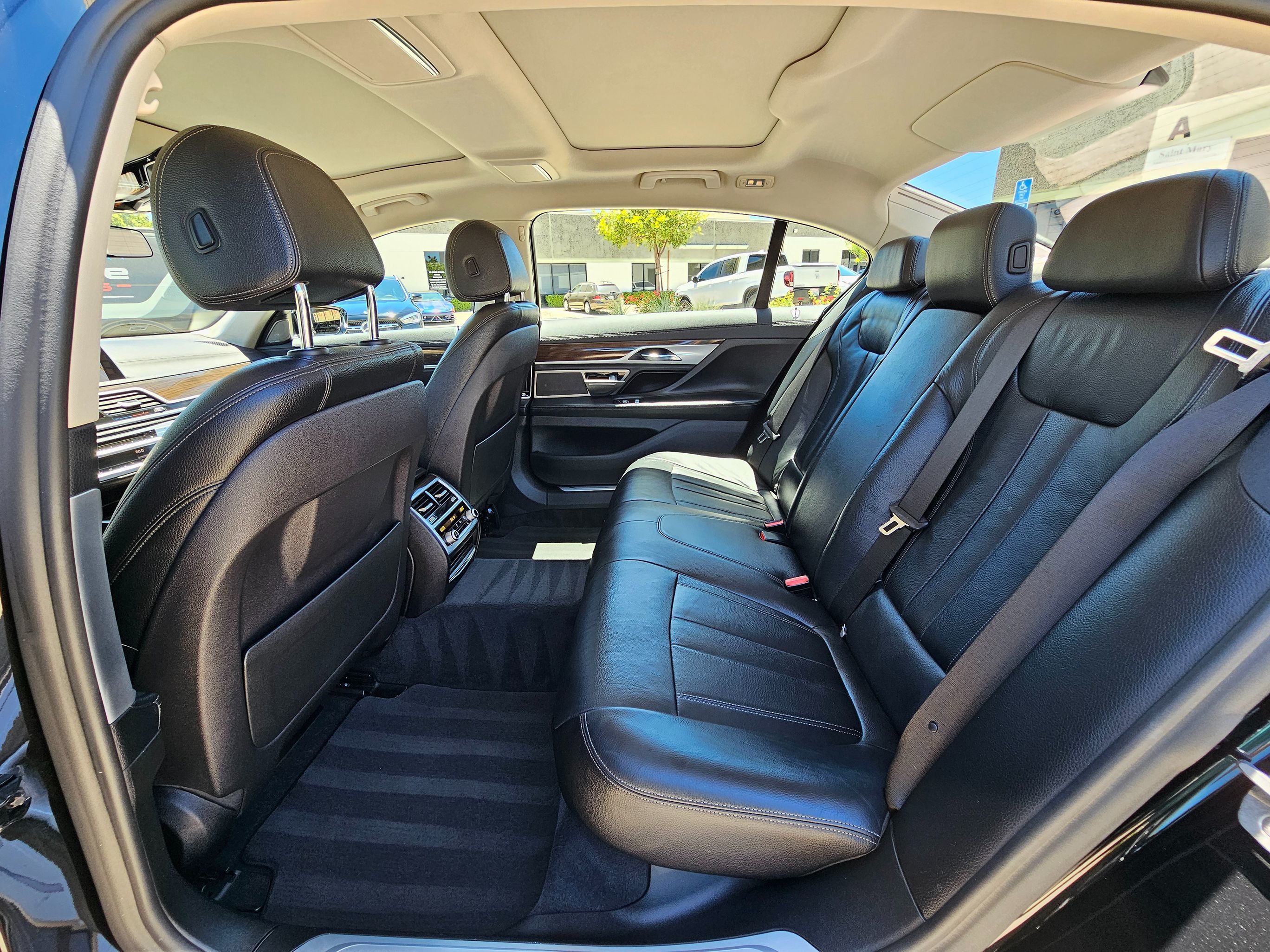 2018 Bmw 740i Sedan photo 21