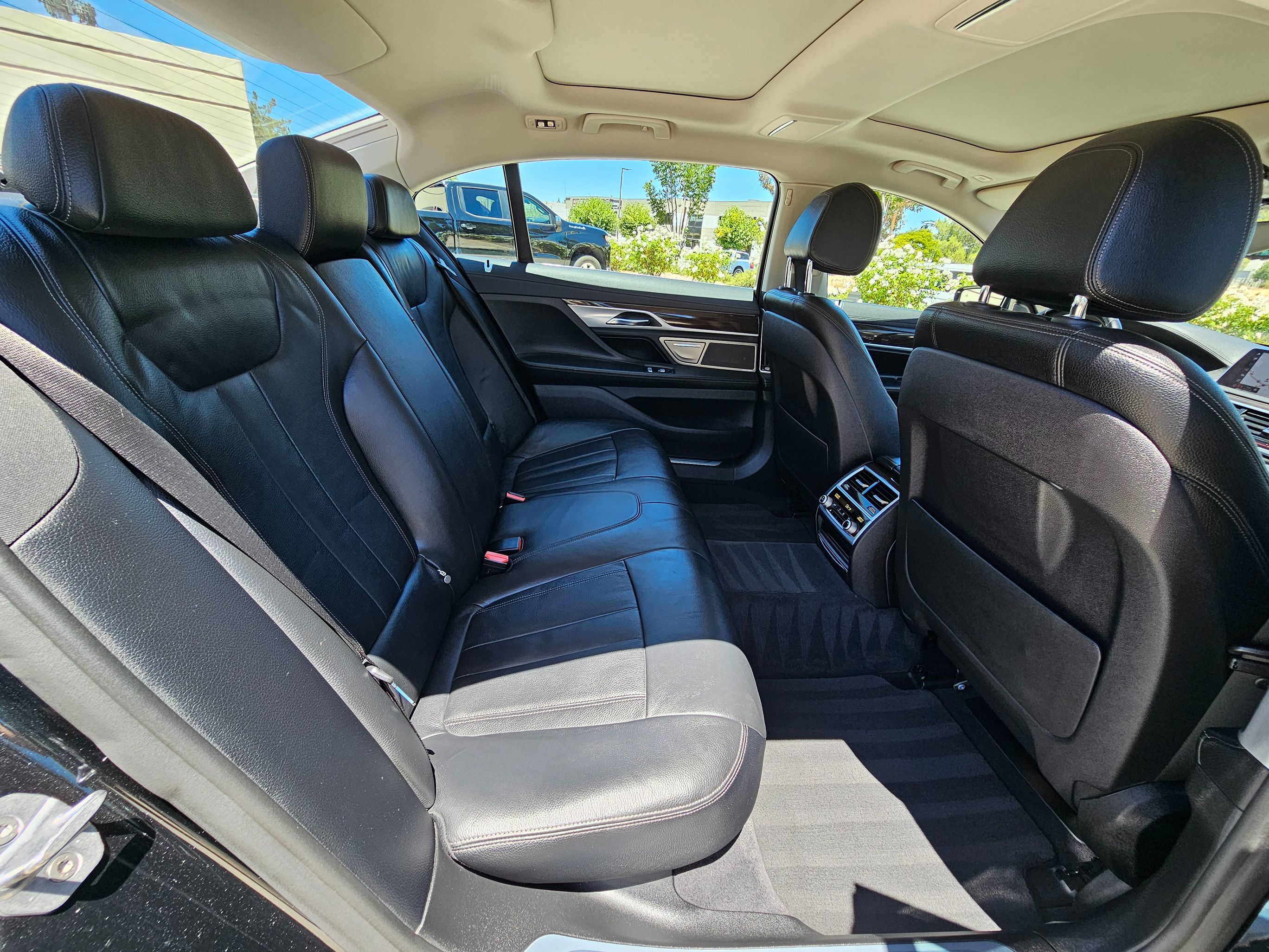 2018 Bmw 740i Sedan photo 30