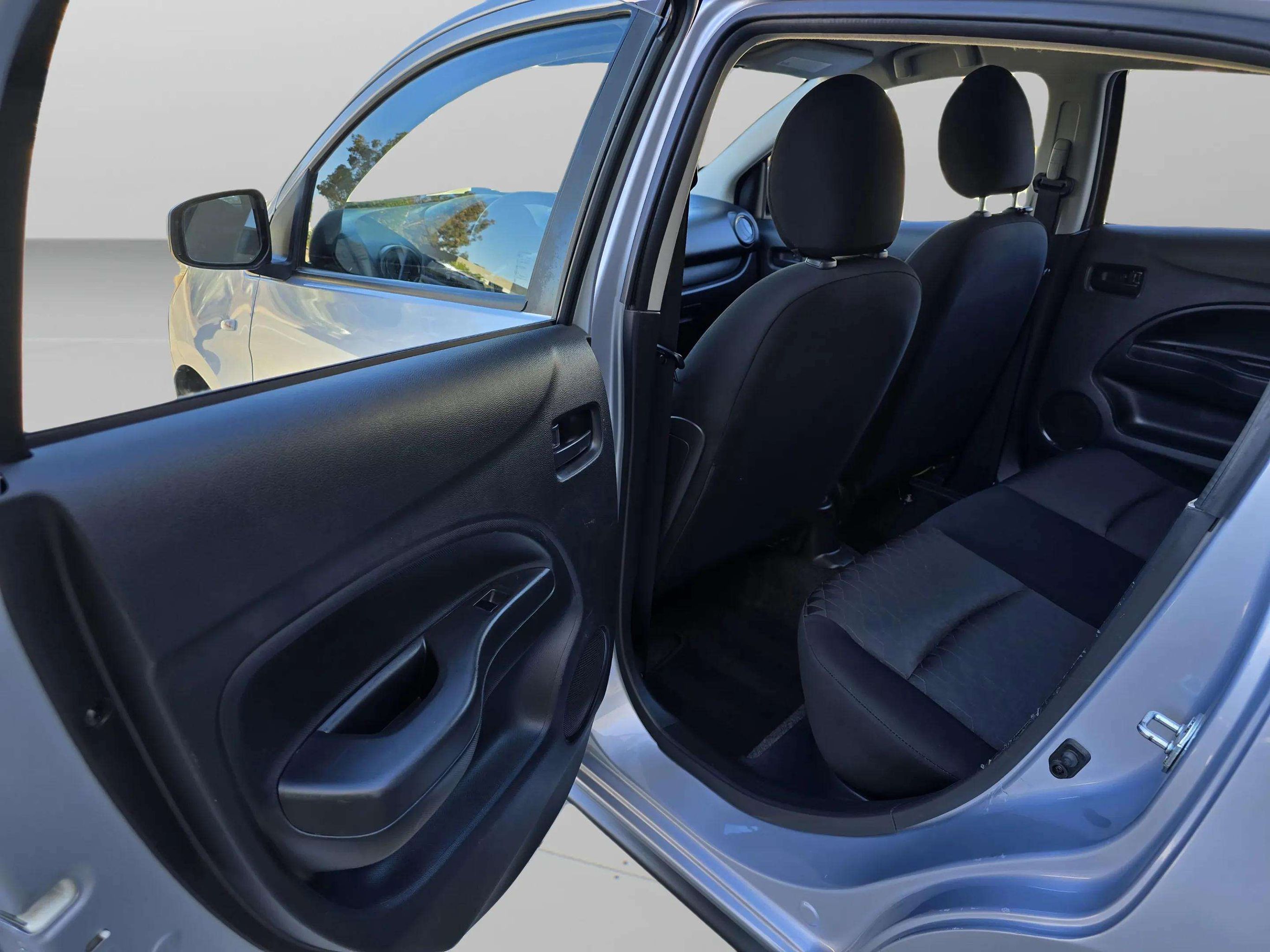 2021 Mitsubishi Mirage ES LE SE photo 27