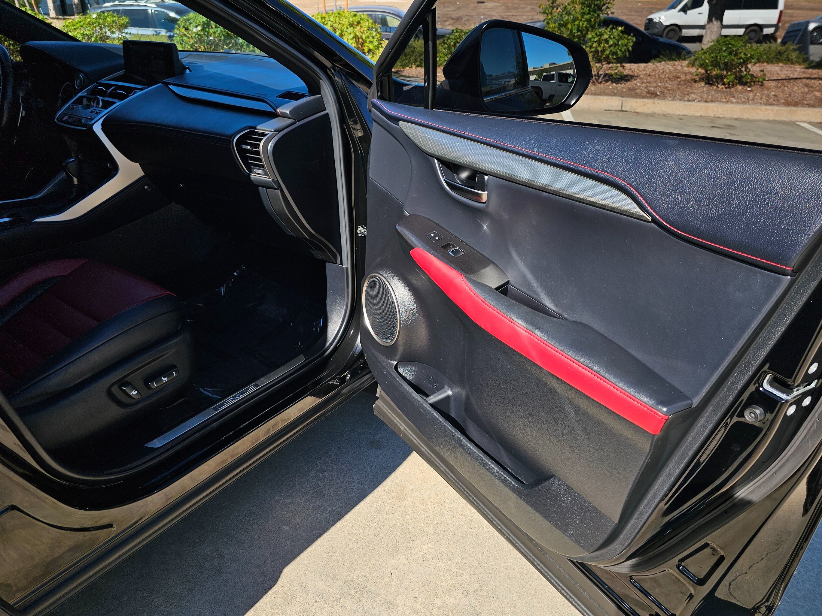 2020 Lexus NX 300 F SPORT photo 31