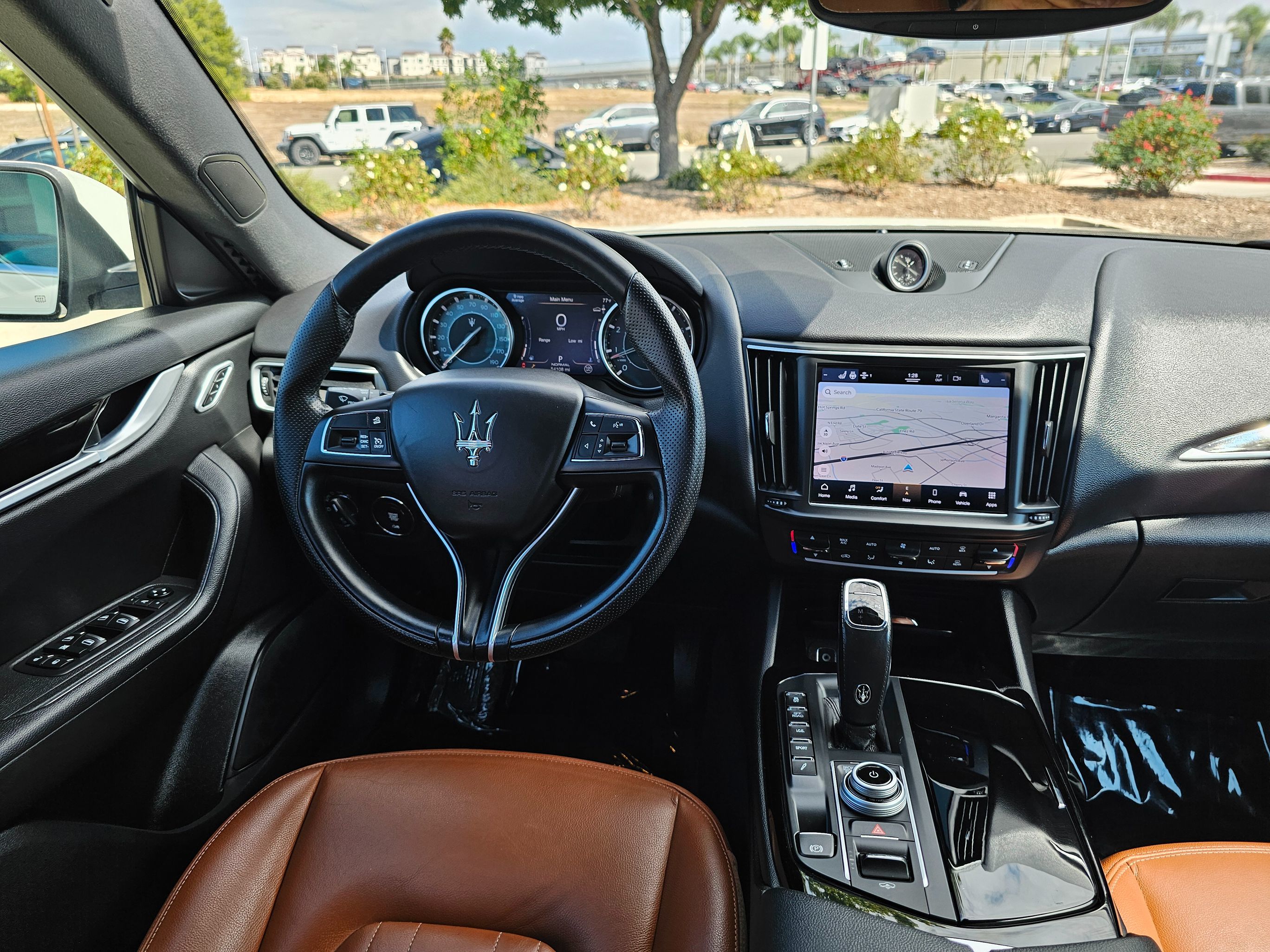 2022 Maserati Levante Base GT photo 23