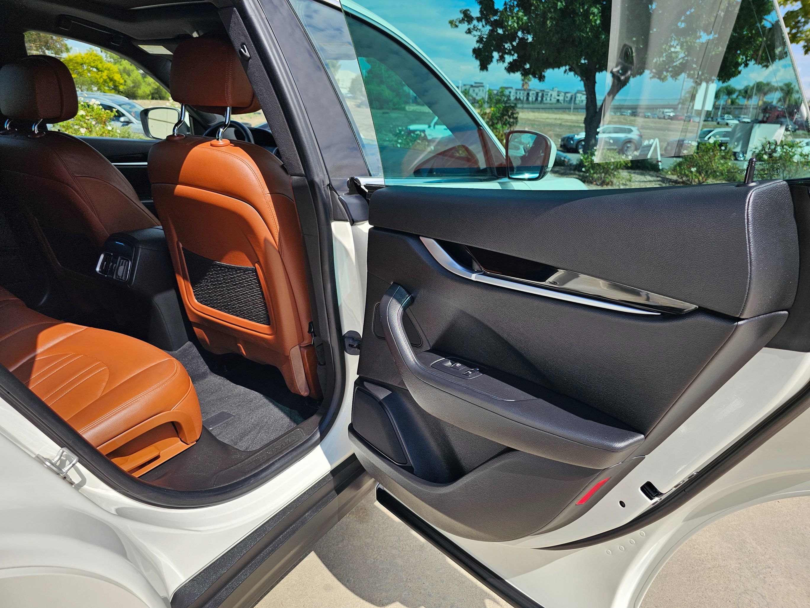 2022 Maserati Levante Base GT photo 30