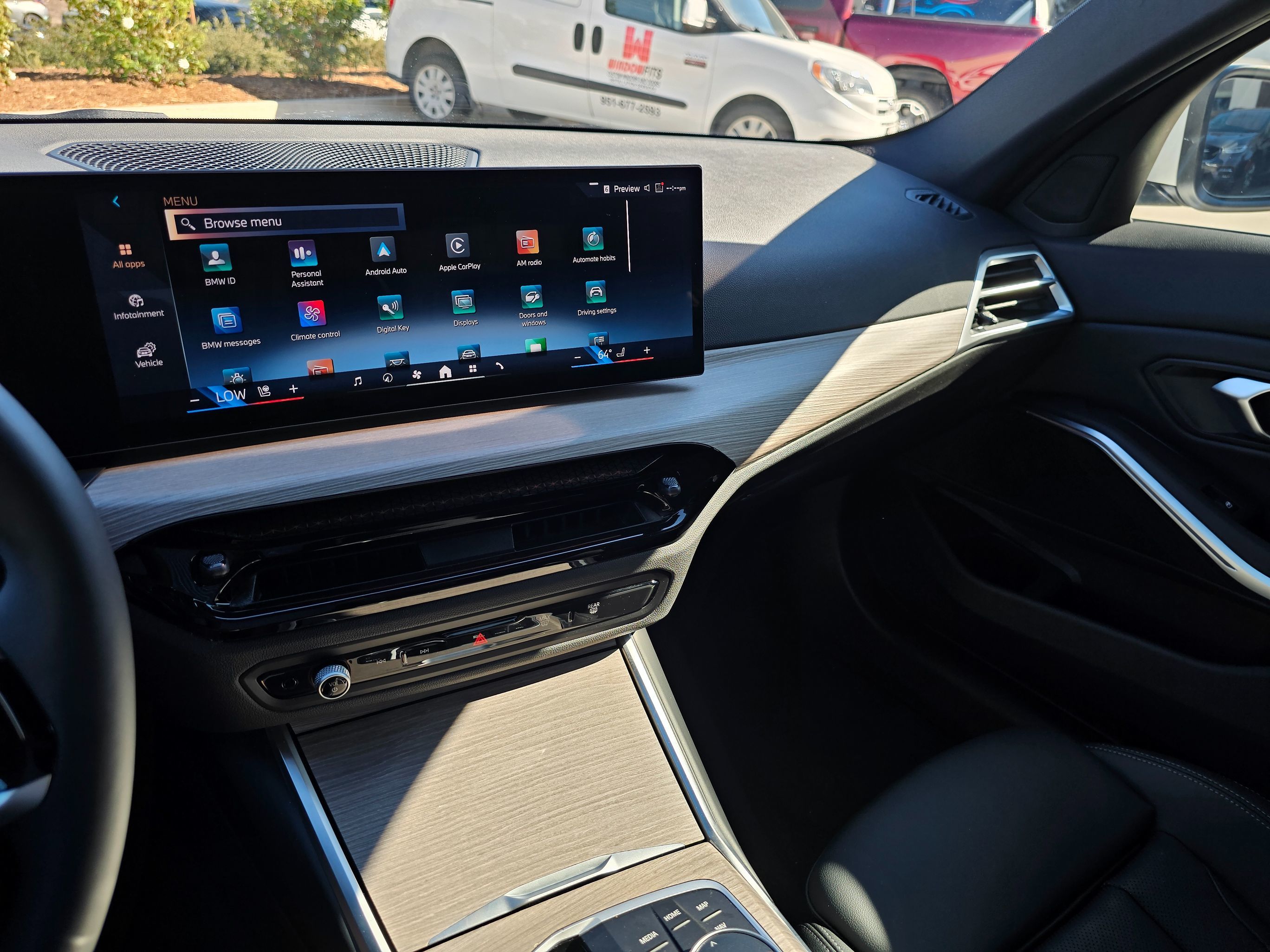 2025 Bmw 330i xDrive photo 2