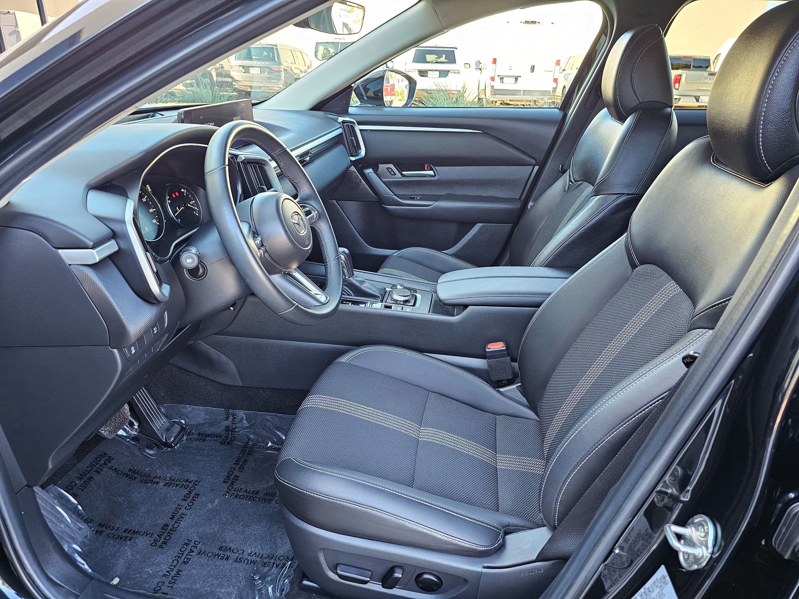 2025 Mazda CX-50 2.5 S Preferred photo 4