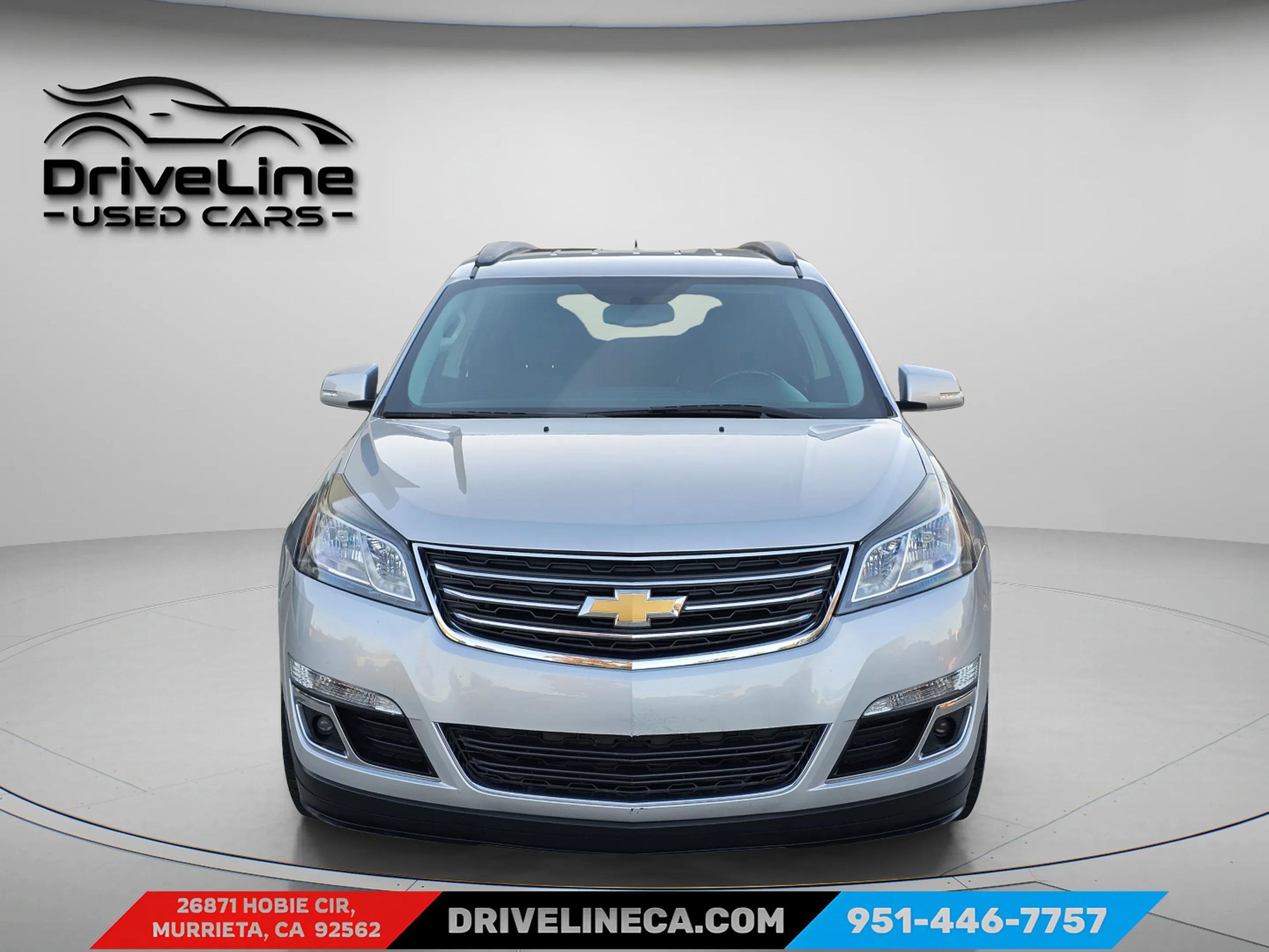 2017 Chevrolet Traverse 1LT photo 4