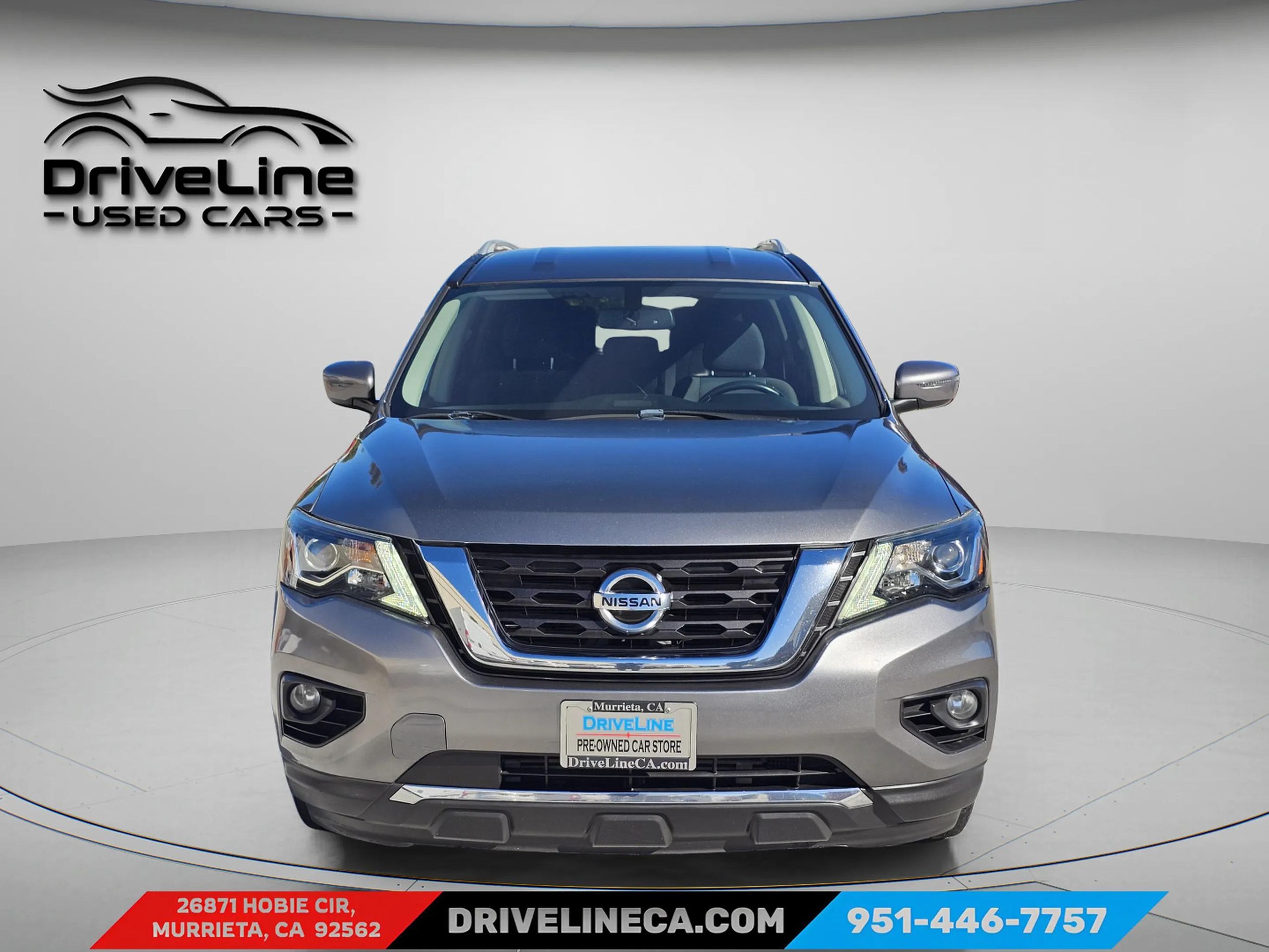 2019 Nissan Pathfinder SV 4x4 photo 3