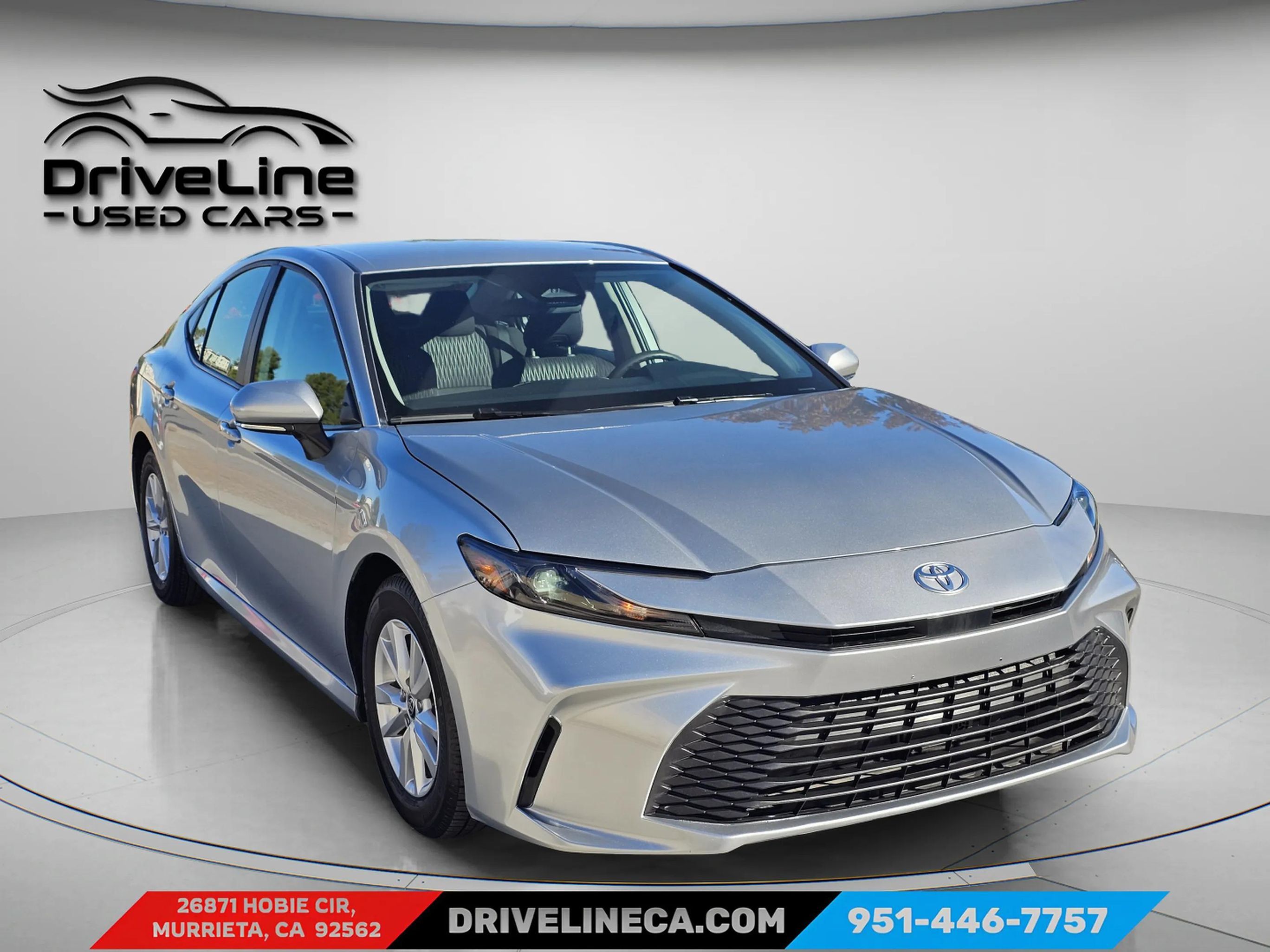 2025 Toyota Camry LE photo 4