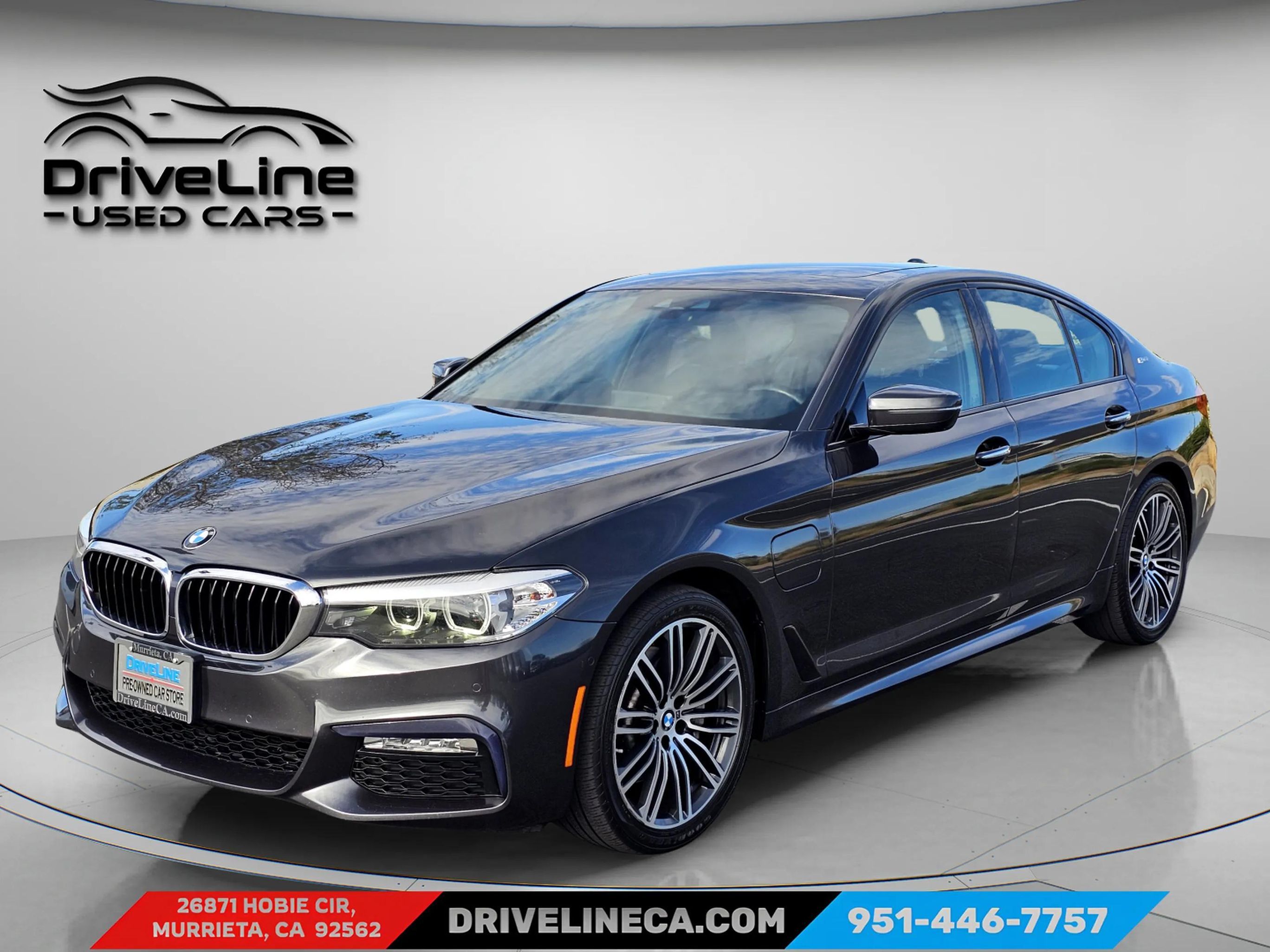 2018 BMW 5 Series 530e iPerformance RWD photo