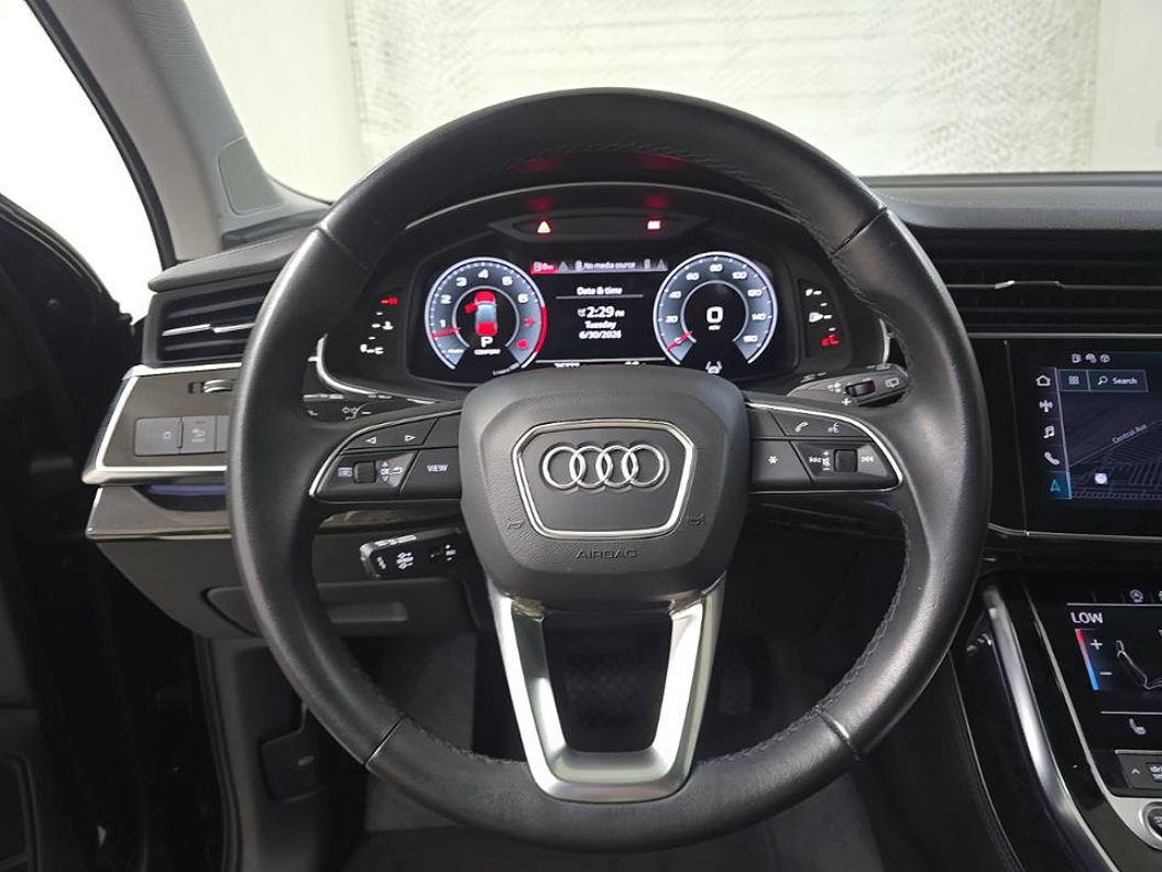 Audi Q7 photo 10