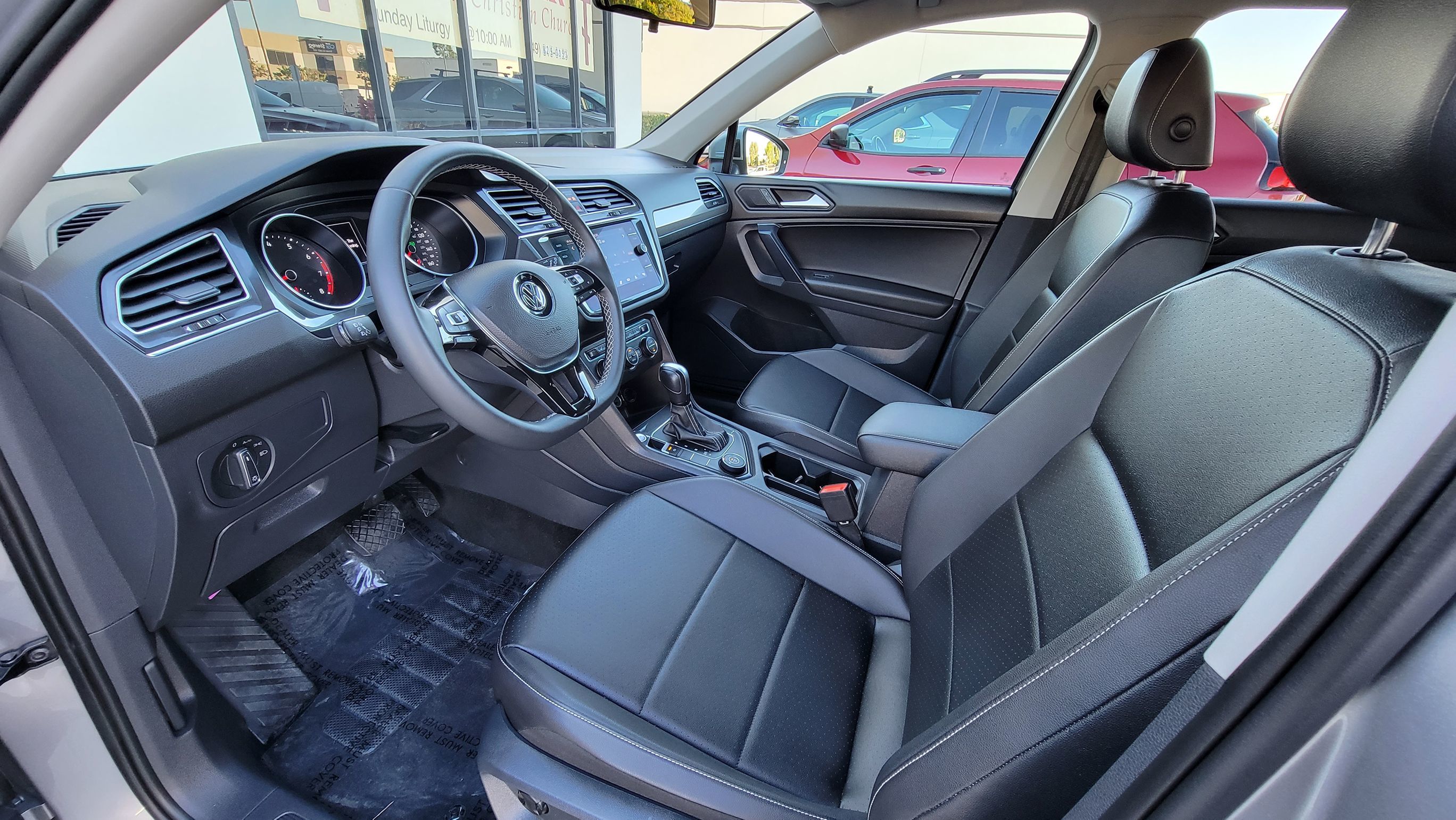 2021 Volkswagen Tiguan SE photo 15