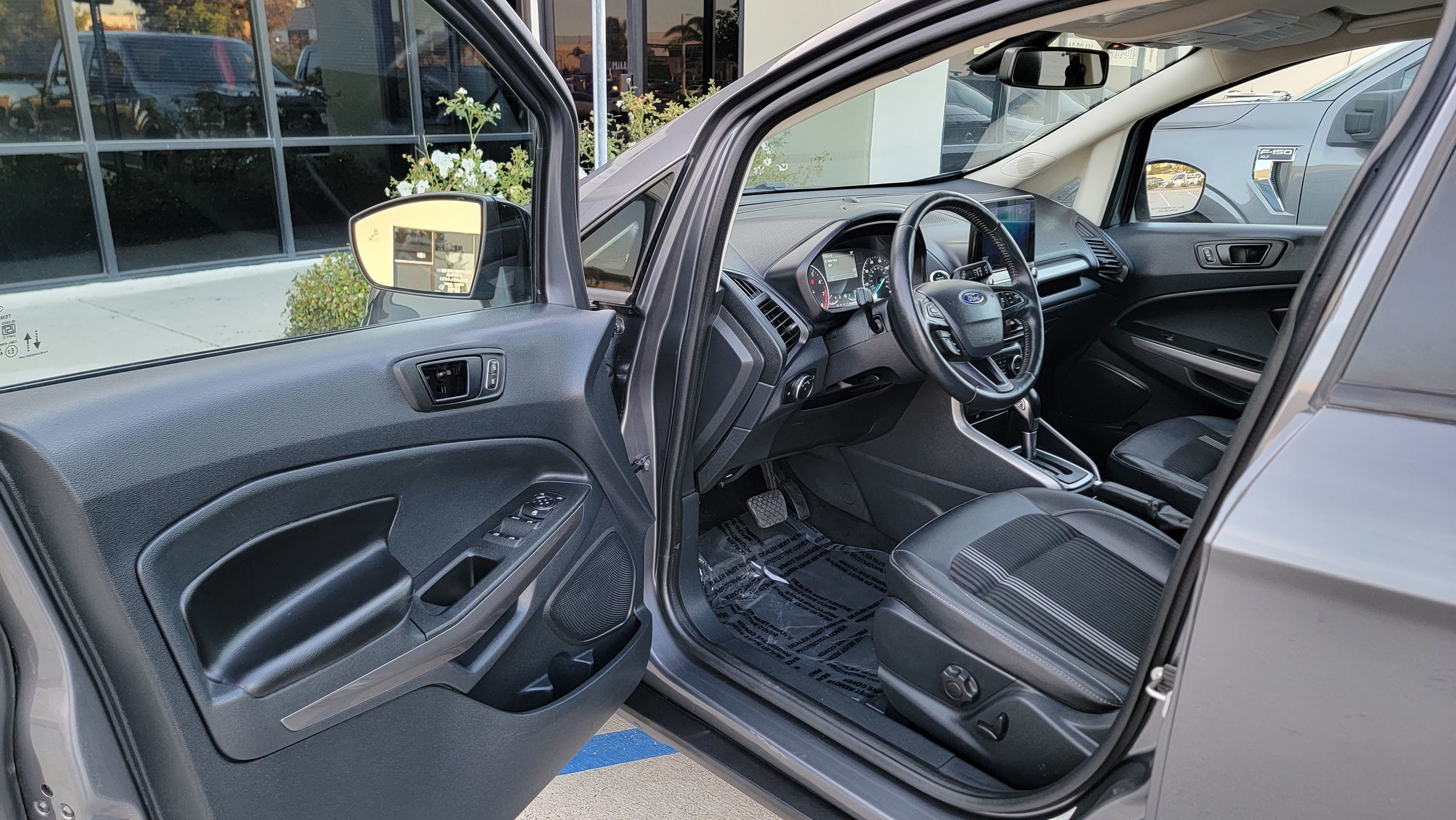 2020 Ford EcoSport SES photo 15