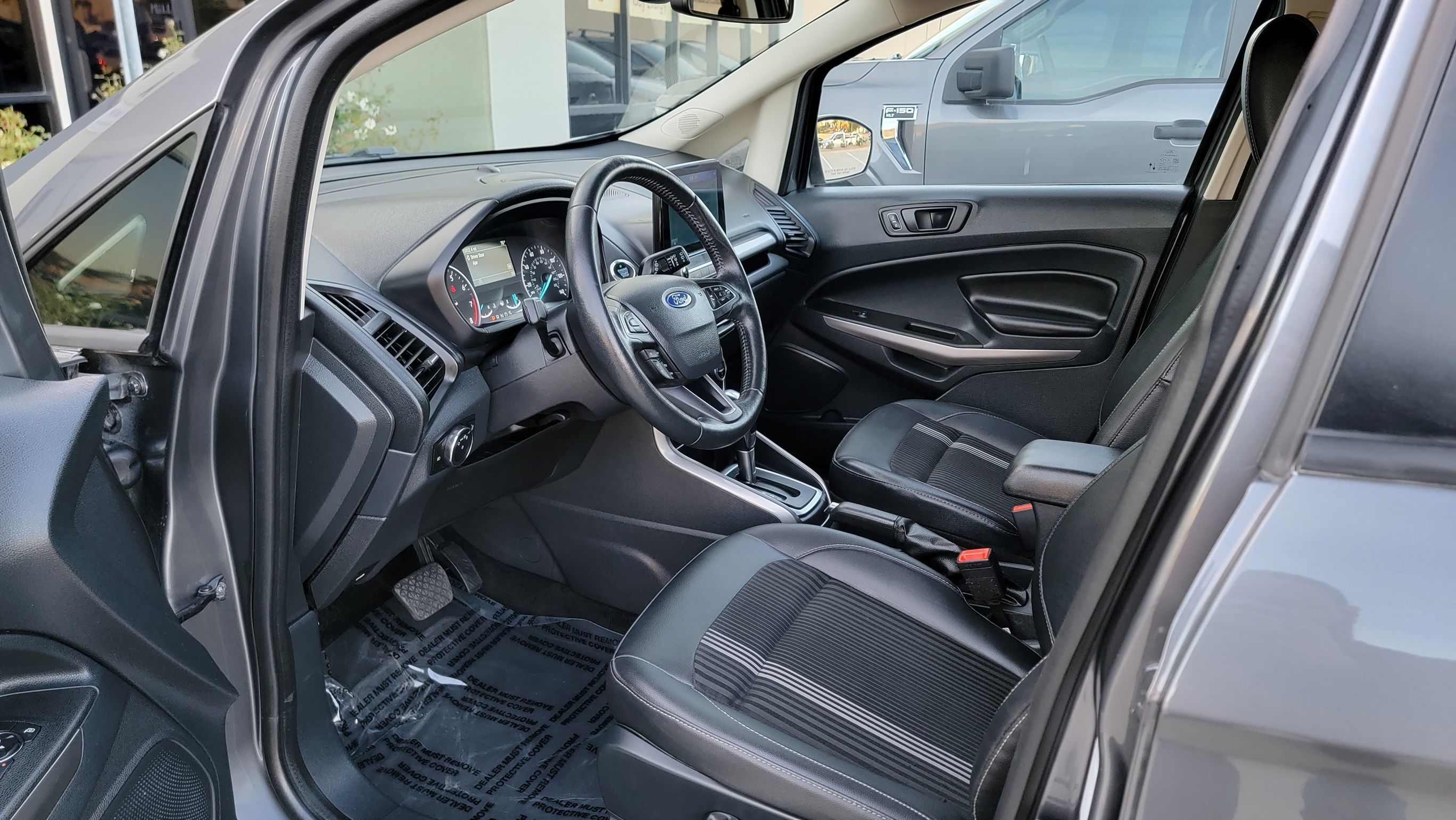 2020 Ford EcoSport SES photo 16