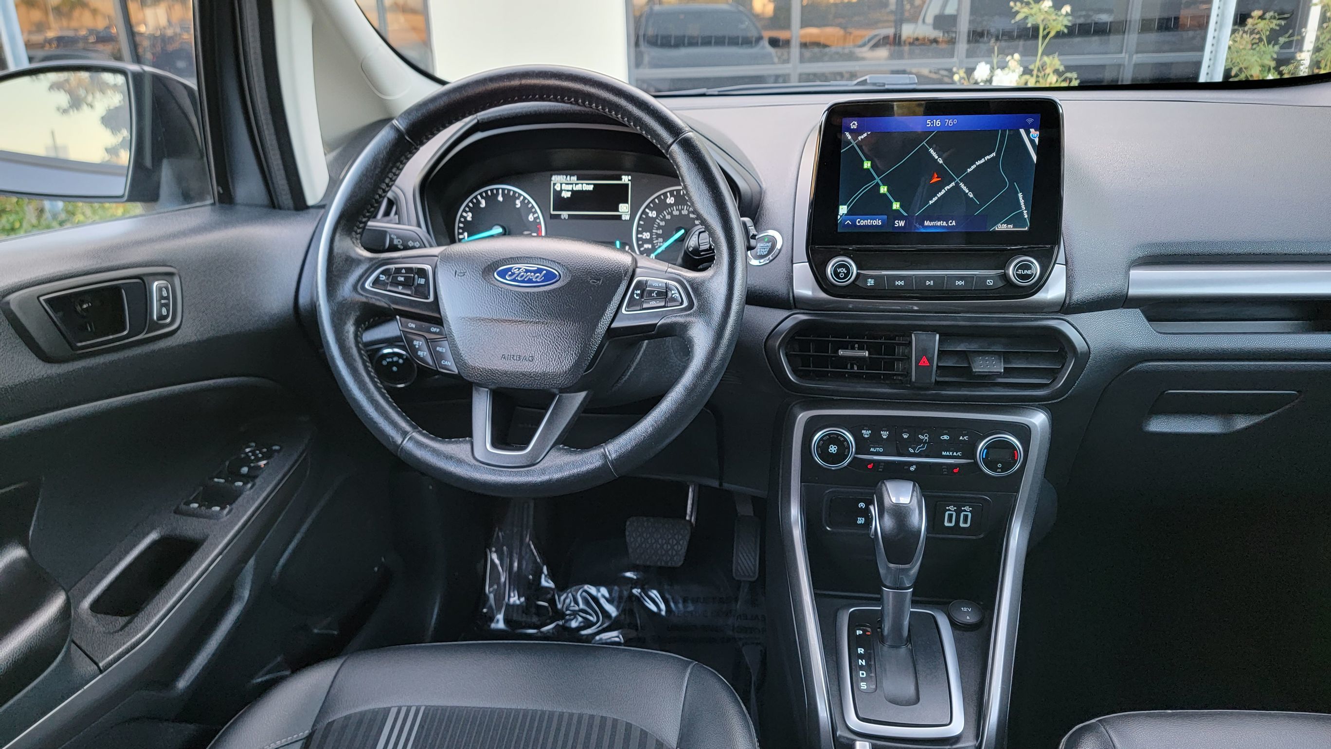 2020 Ford EcoSport SES photo 23
