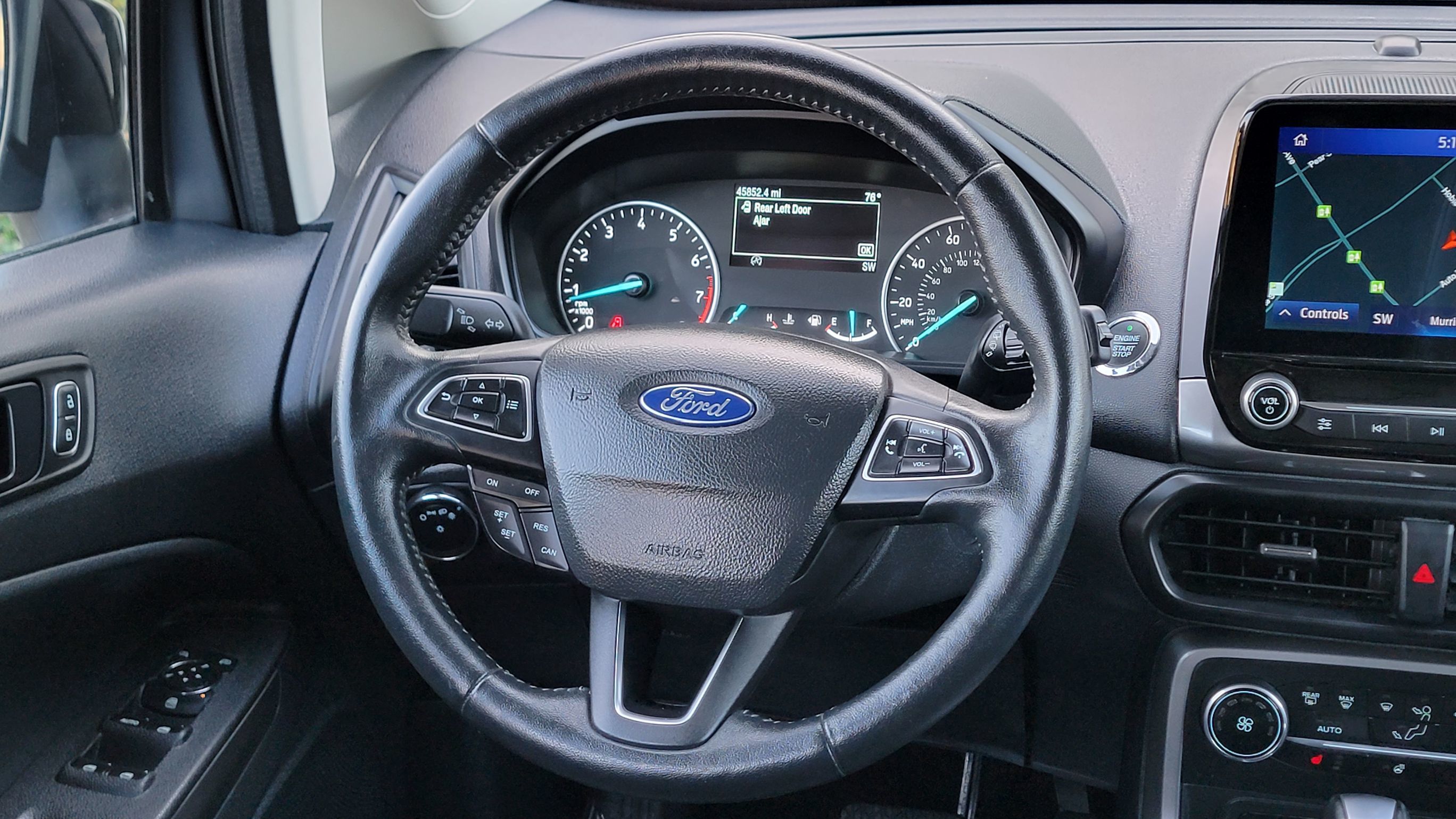 2020 Ford EcoSport SES photo 24