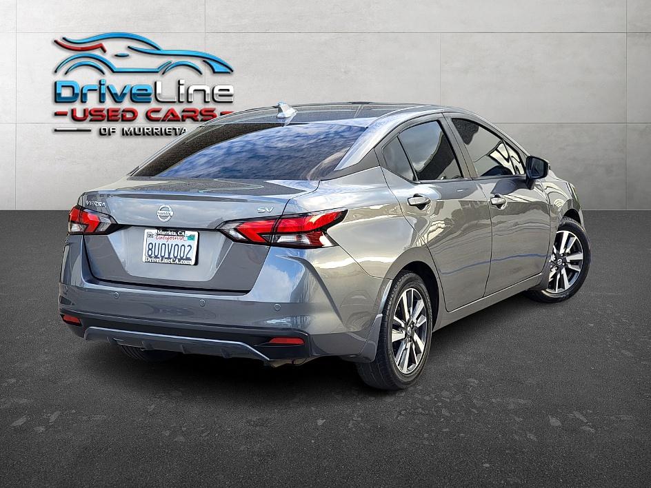 2020 Nissan Versa SV photo 3