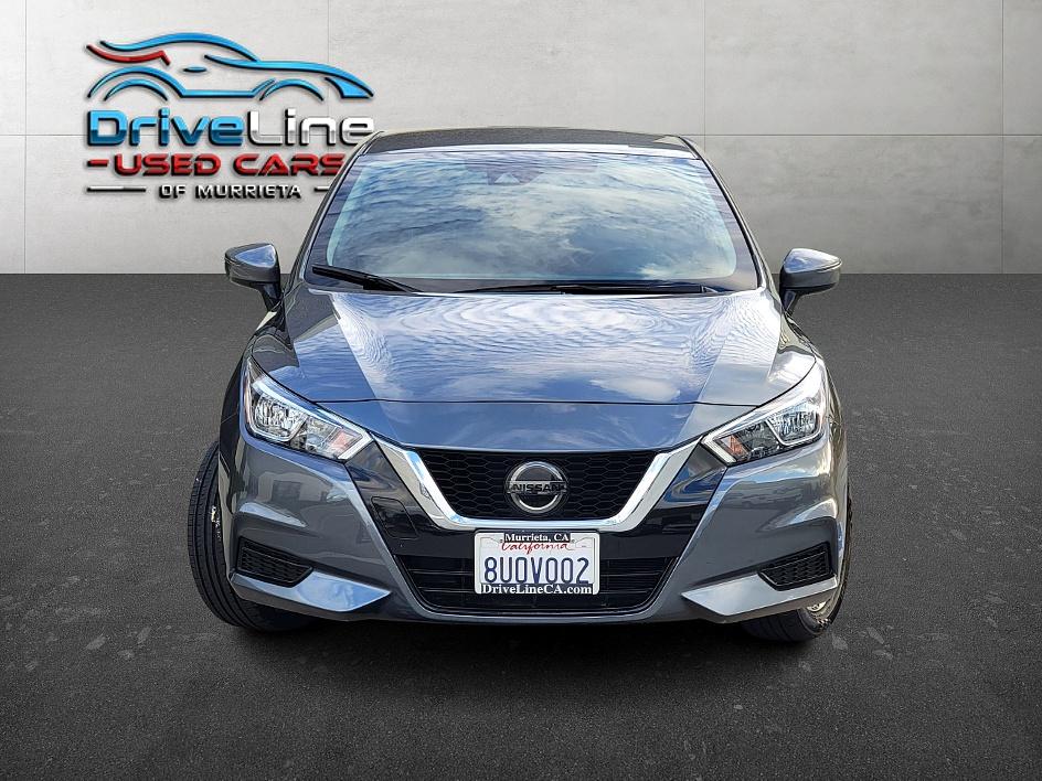 2020 Nissan Versa SV photo 4