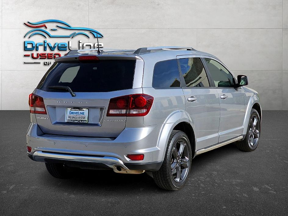 2020 Dodge Journey Crossroad photo 9