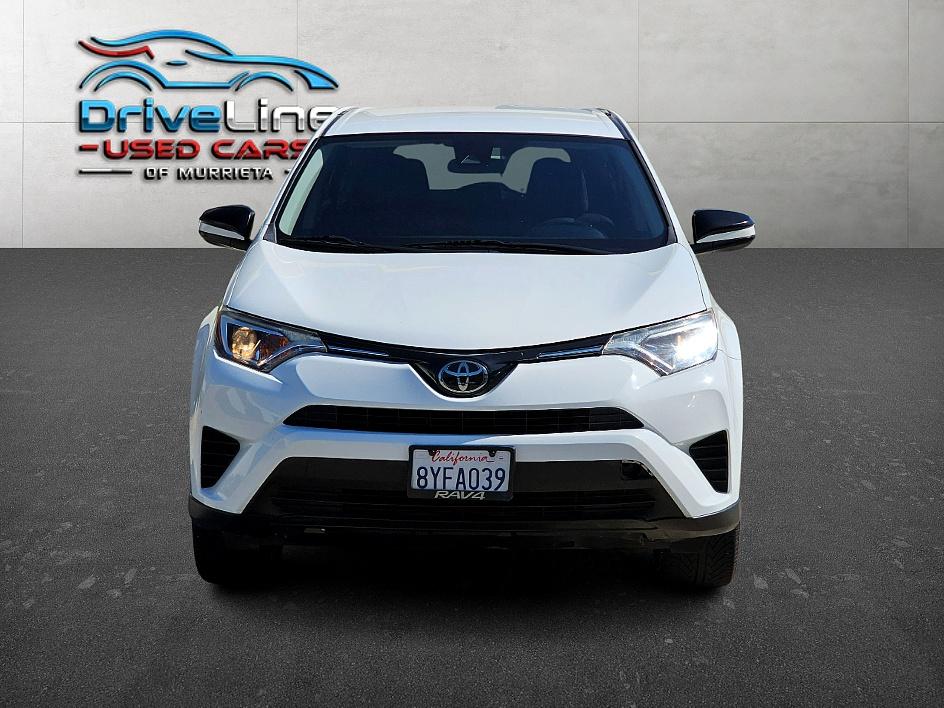 2018 Toyota RAV4 LE photo 6