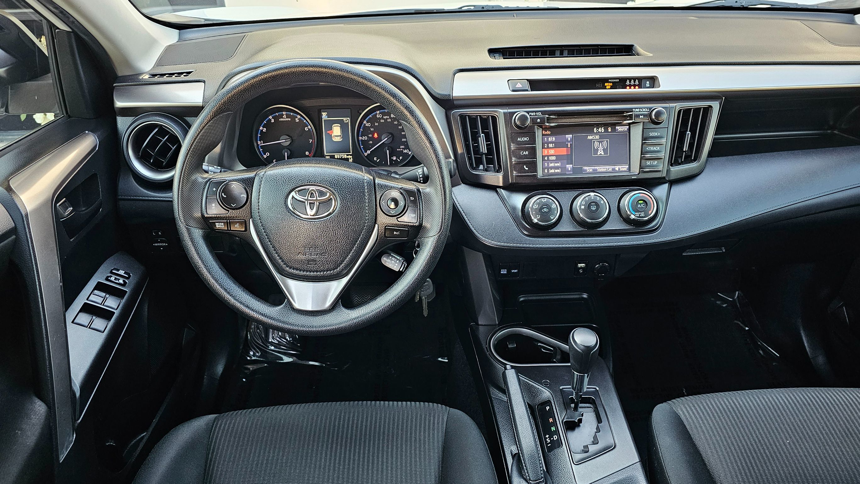 2018 Toyota RAV4 LE photo 24