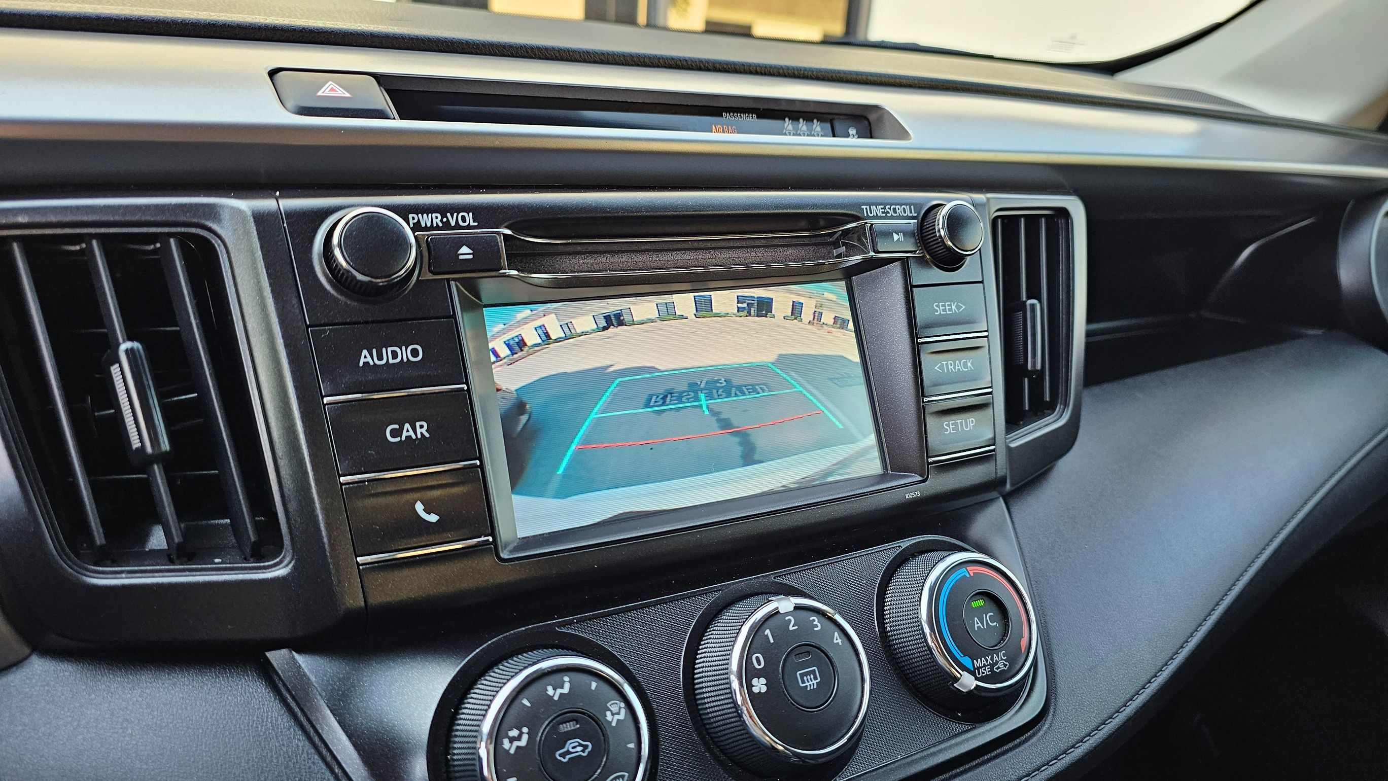 2018 Toyota RAV4 LE photo 2