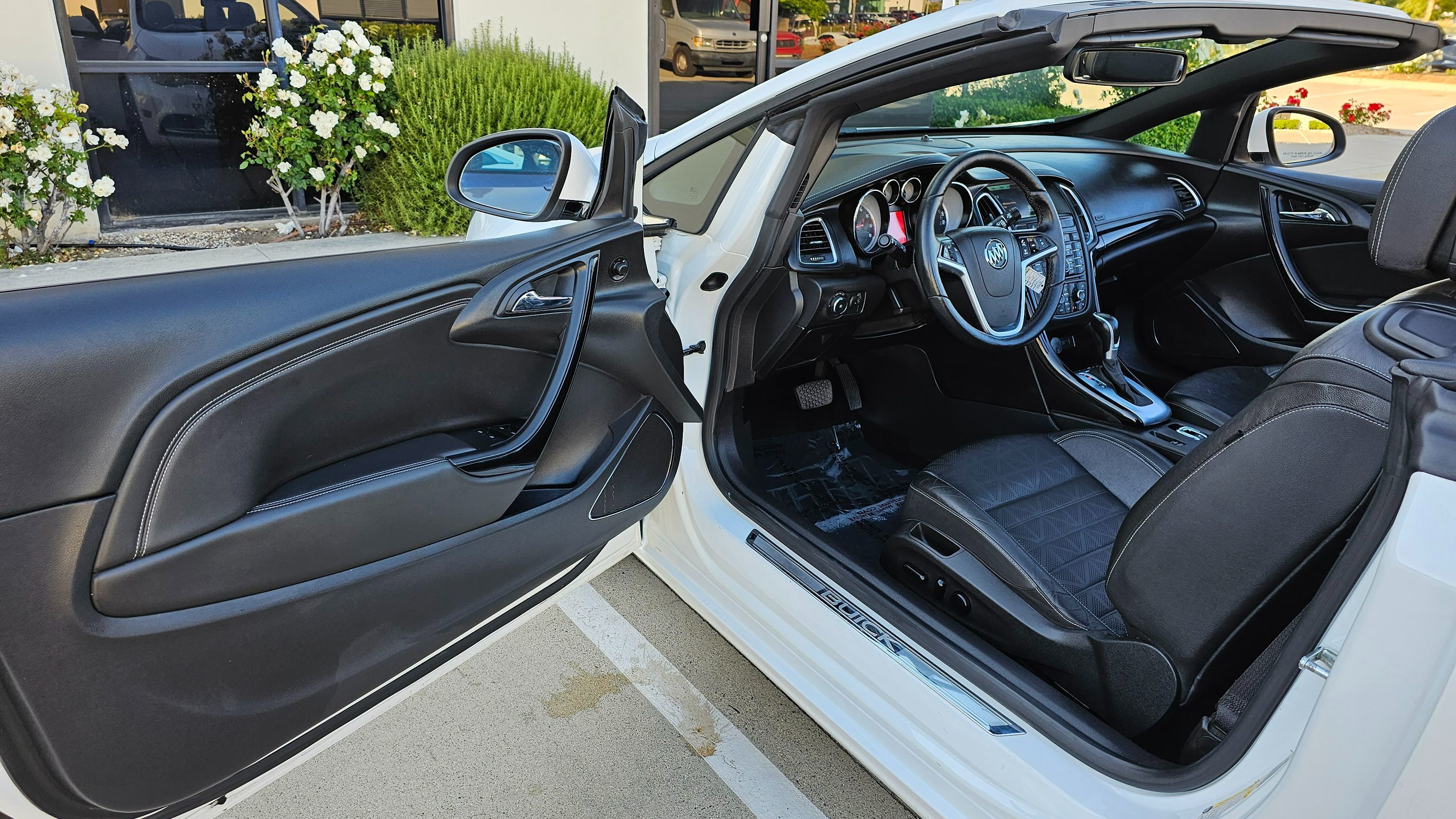 2019 Buick Cascada Premium photo 21