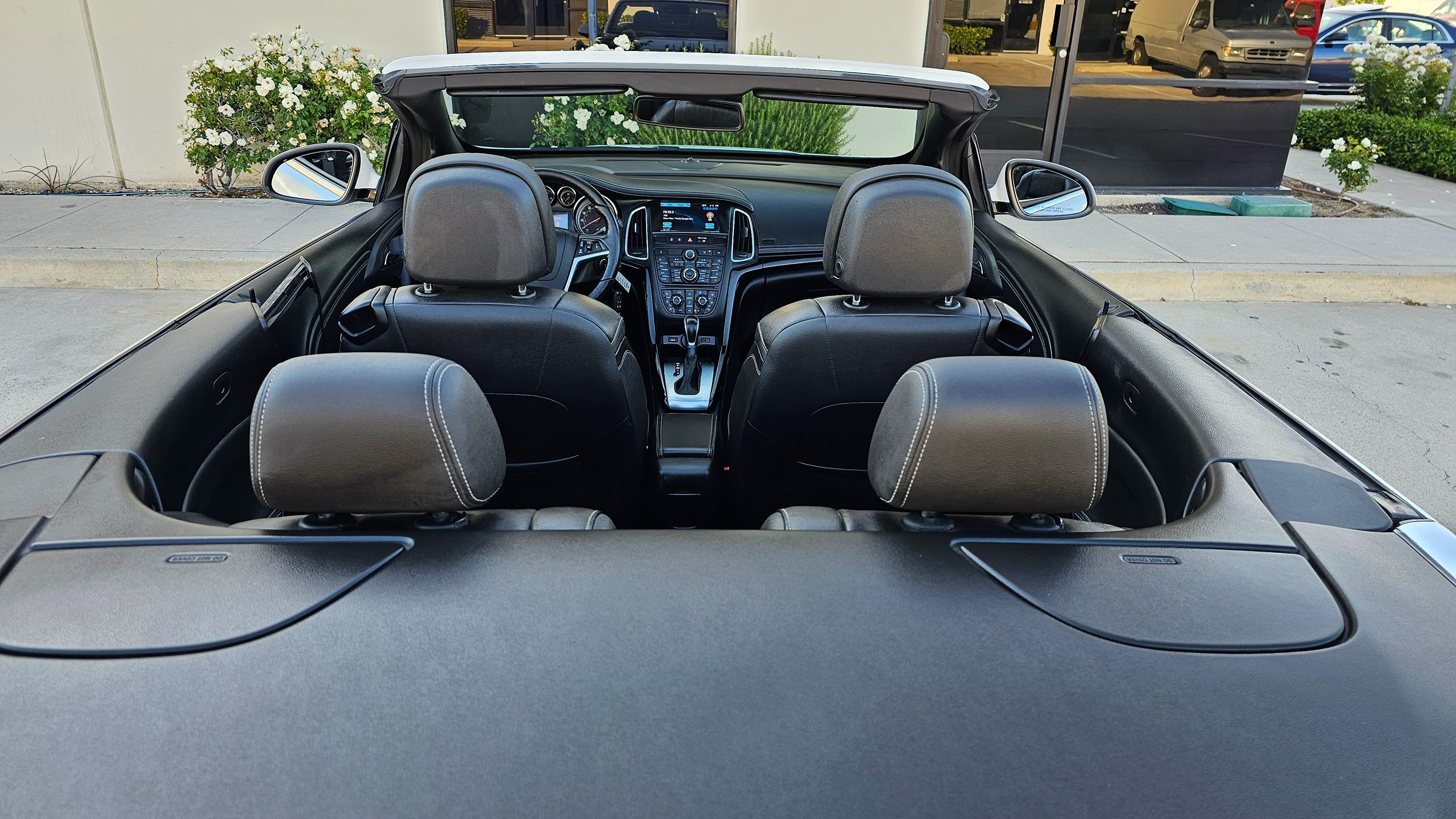 2019 Buick Cascada Premium photo 29