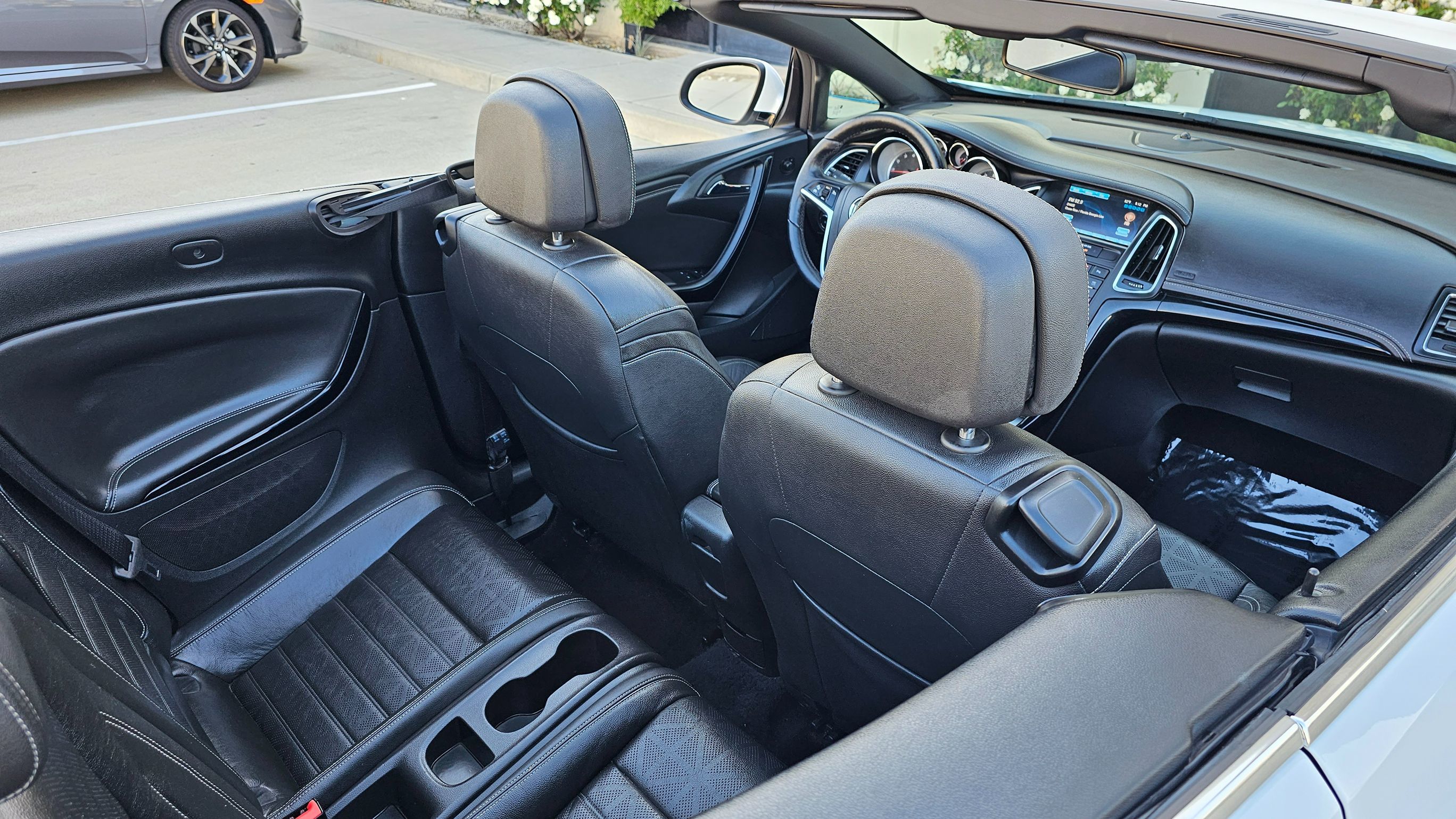 2019 Buick Cascada Premium photo 30