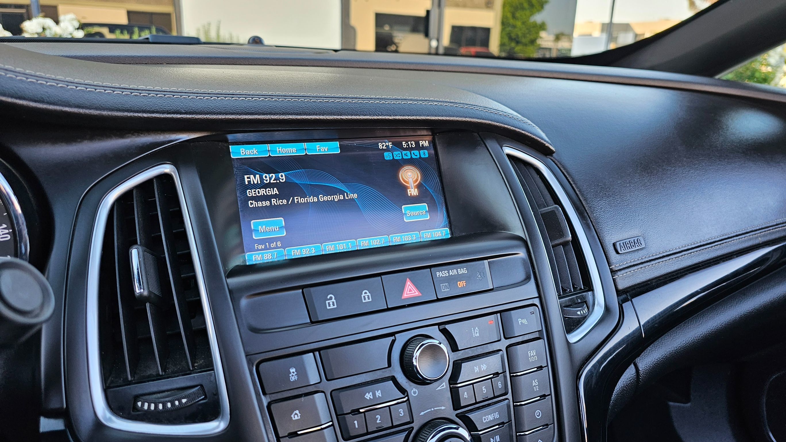 2019 Buick Cascada Premium photo 36
