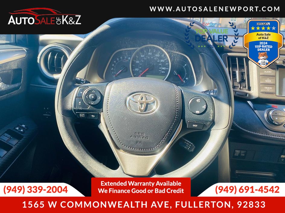 2014 Toyota RAV4 XLE photo 34