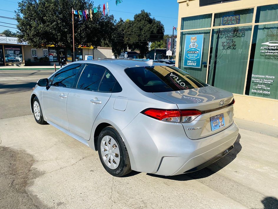 2020 Toyota Corolla L photo 12