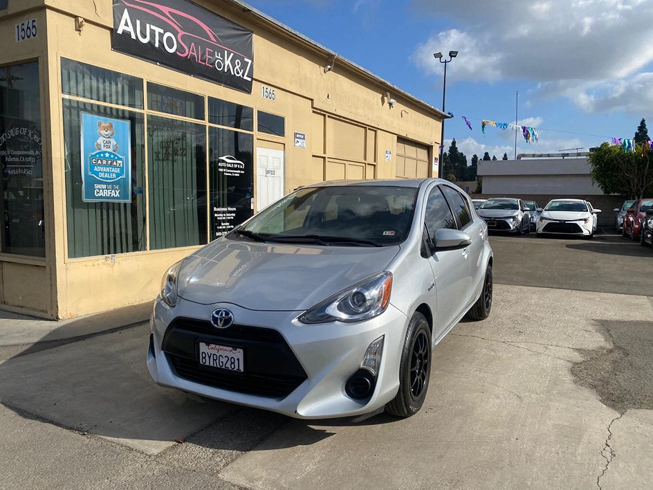 2015 Toyota Prius c Two