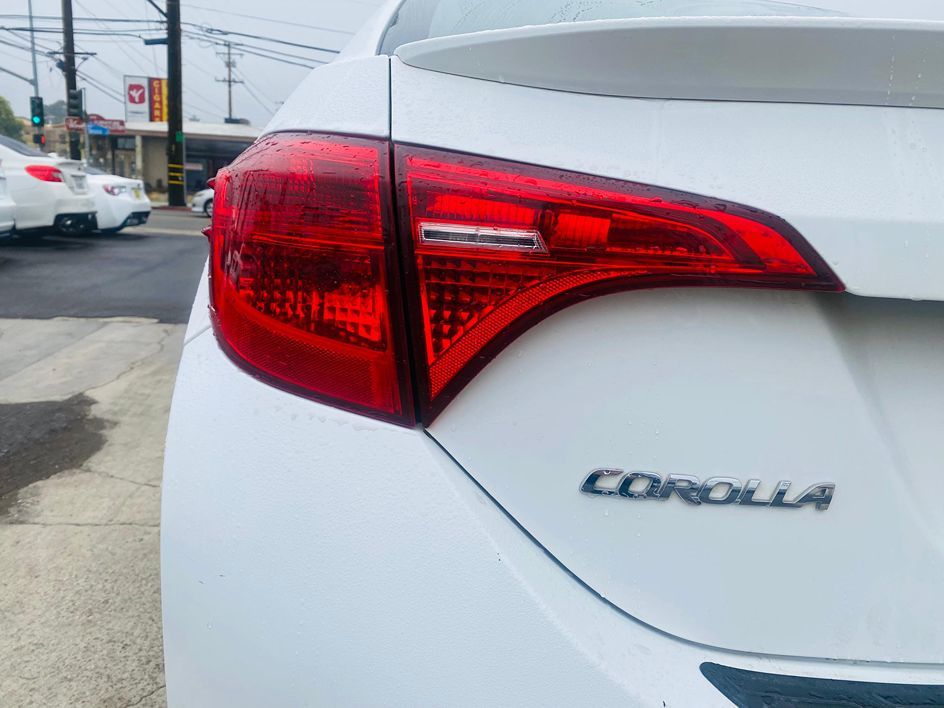 2019 Toyota Corolla SE photo 15