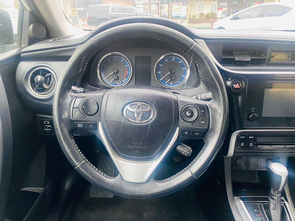 2019 Toyota Corolla SE photo 28