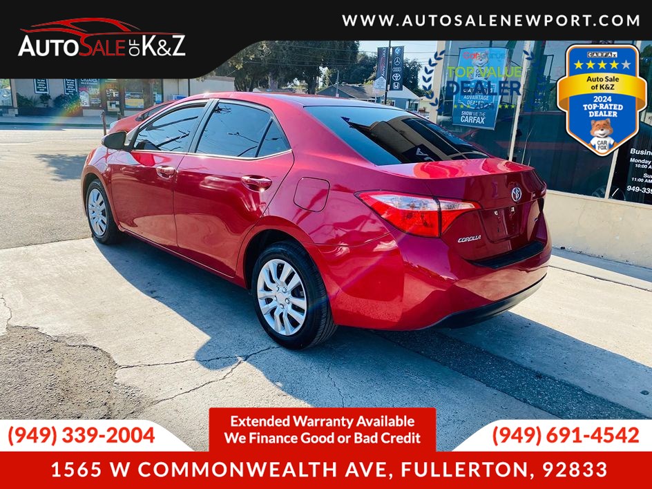 2018 Toyota Corolla LE photo 12