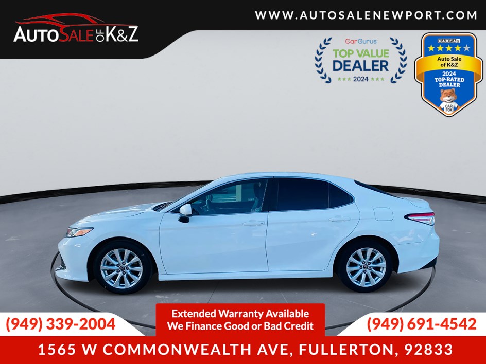2018 Toyota Camry LE SE photo 3