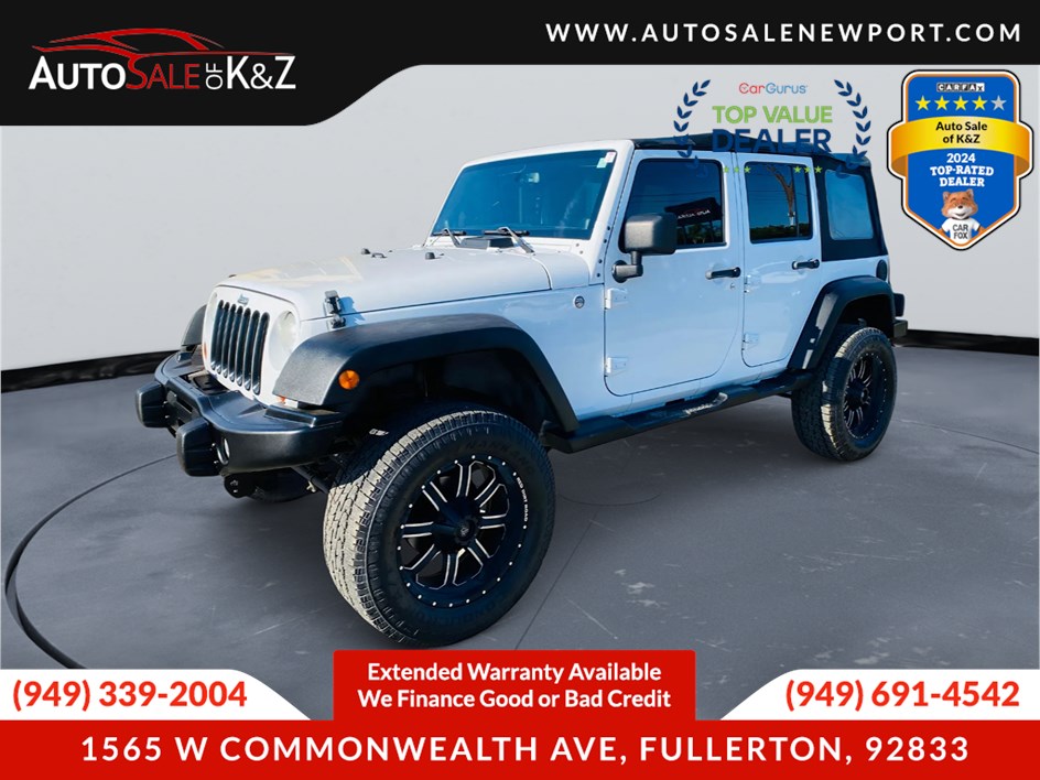 2013 Jeep Wrangler Unlimited Sport photo 2