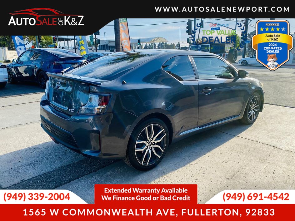 2016 Scion tC photo 9