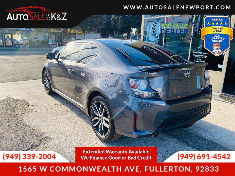 2016 Scion tC photo 10