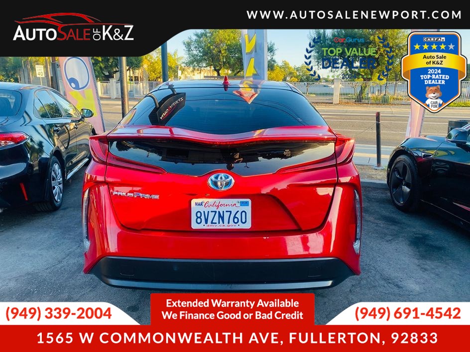 2021 Toyota Prius Prime Limited photo 13