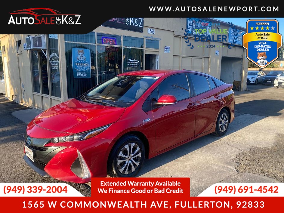 2021 Toyota Prius Prime Limited photo 9