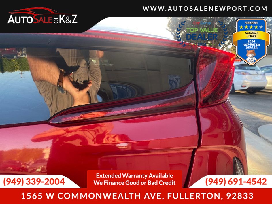 2021 Toyota Prius Prime Limited photo 18