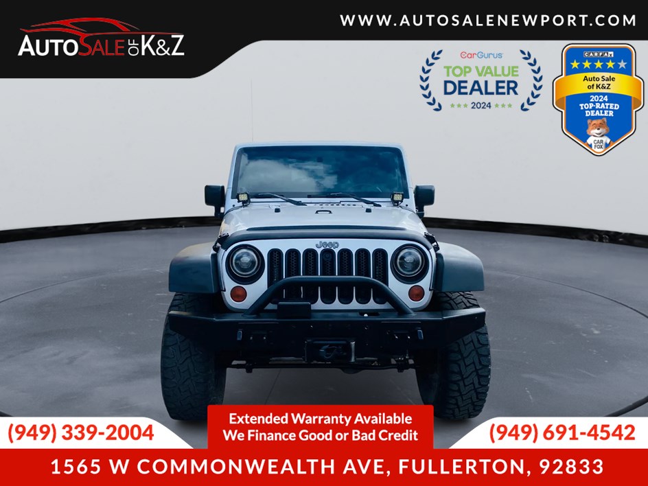 2009 Jeep Wrangler Unlimited Rubicon photo 2